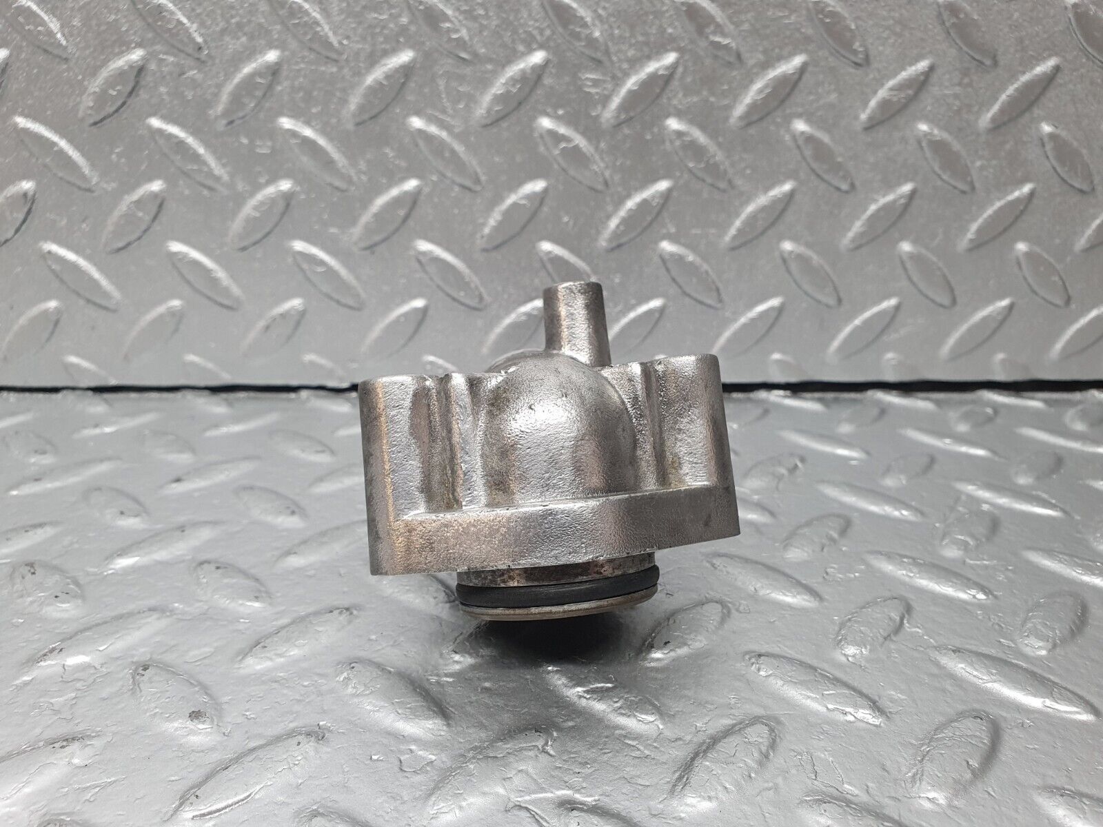 42306 Mercedes-Benz R129 320SL Coupe Coolant Flange Pipe 1042030431