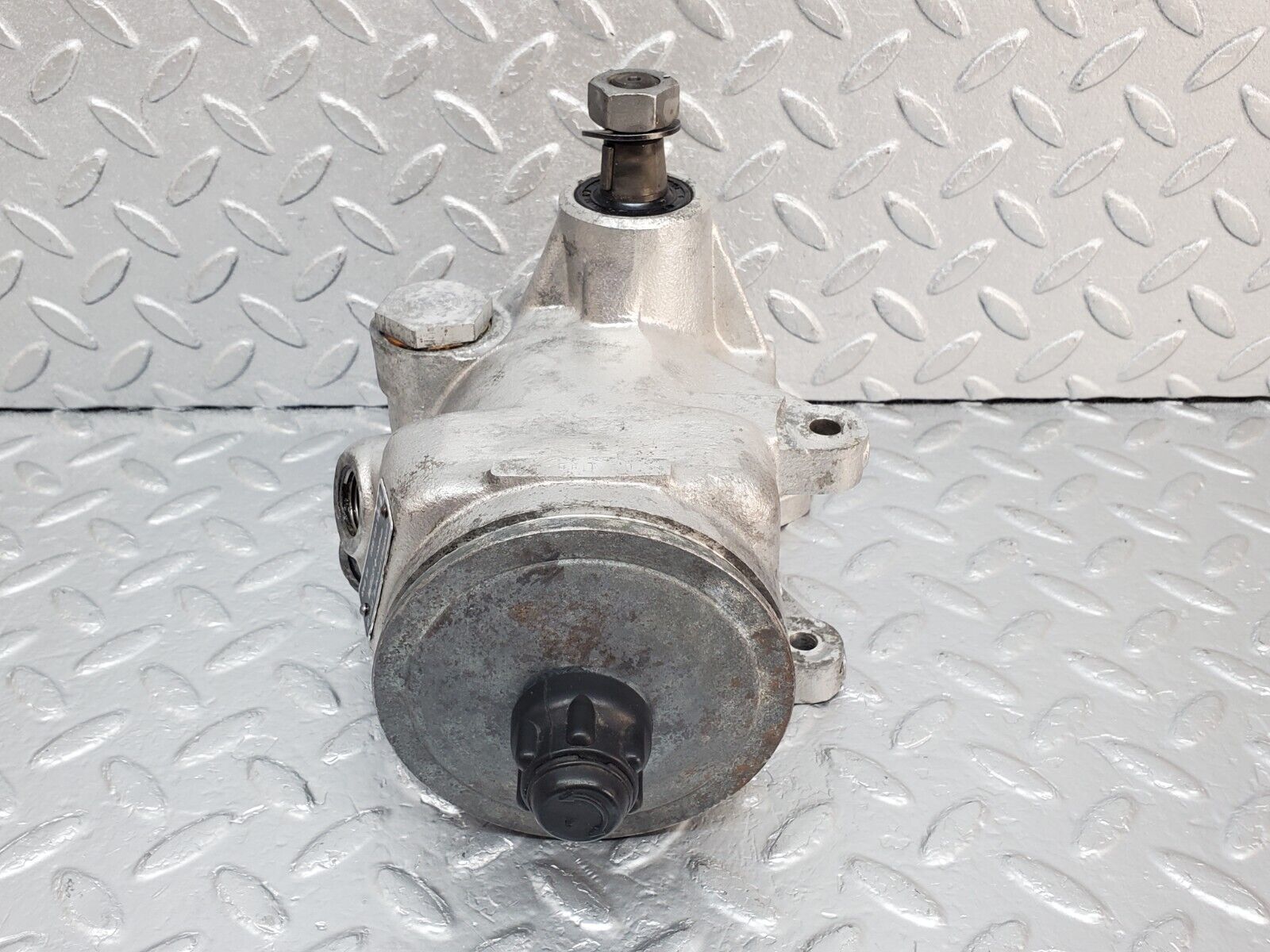 45424 Mercedes-Benz 280E M110.983 Power Steering Pump 1264601580