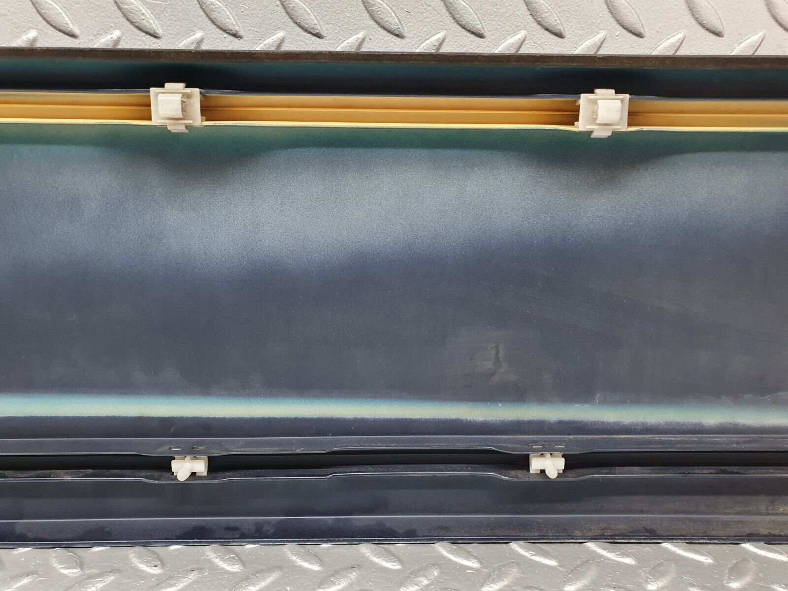 42176 Mercedes-Benz R129 320SL Coupe Left Door Lower Moulding Trim 1296900340