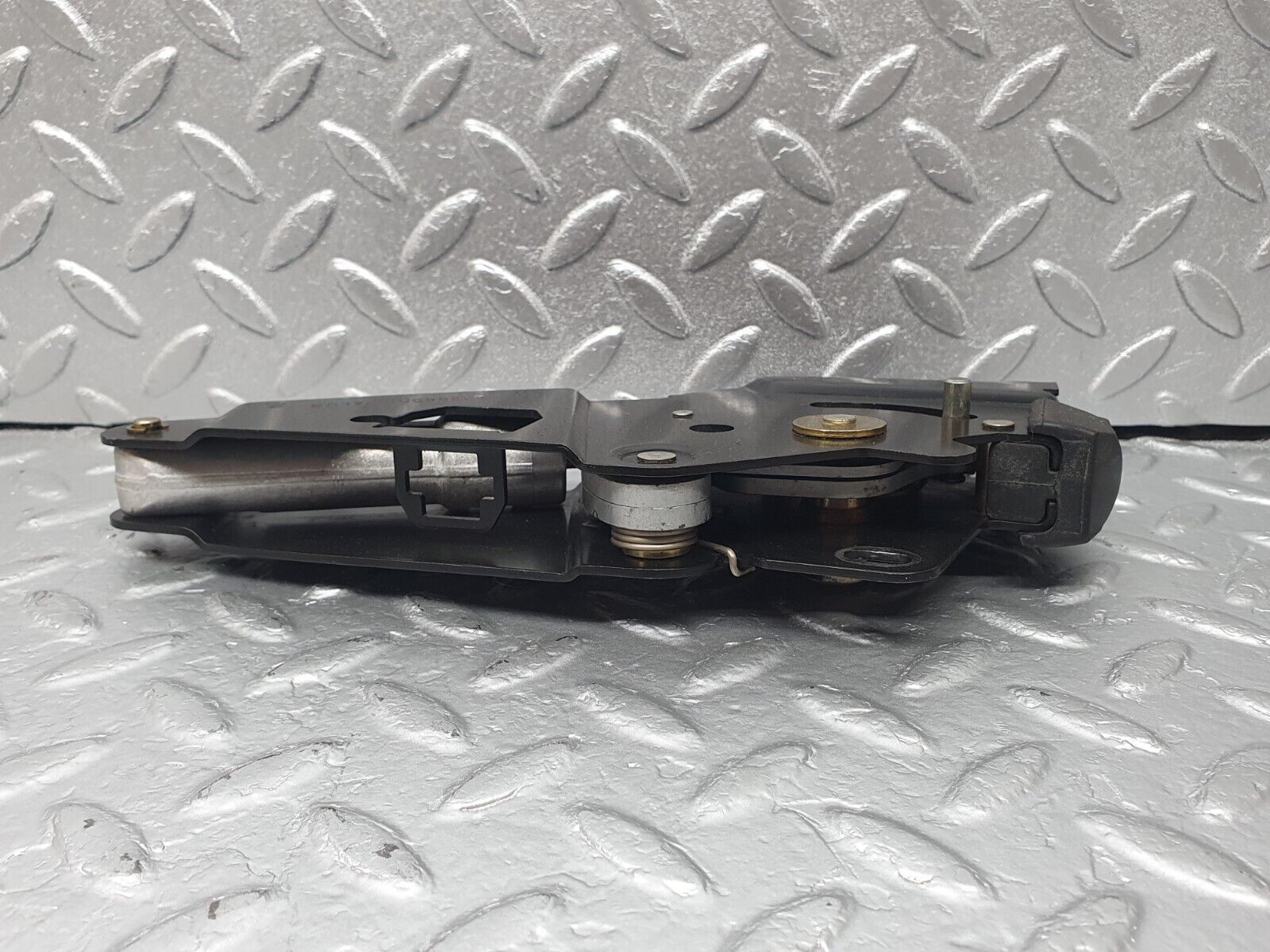 42484 Mercedes-Benz R129 320SL Coupe Roof Lock Left Side 1298001574