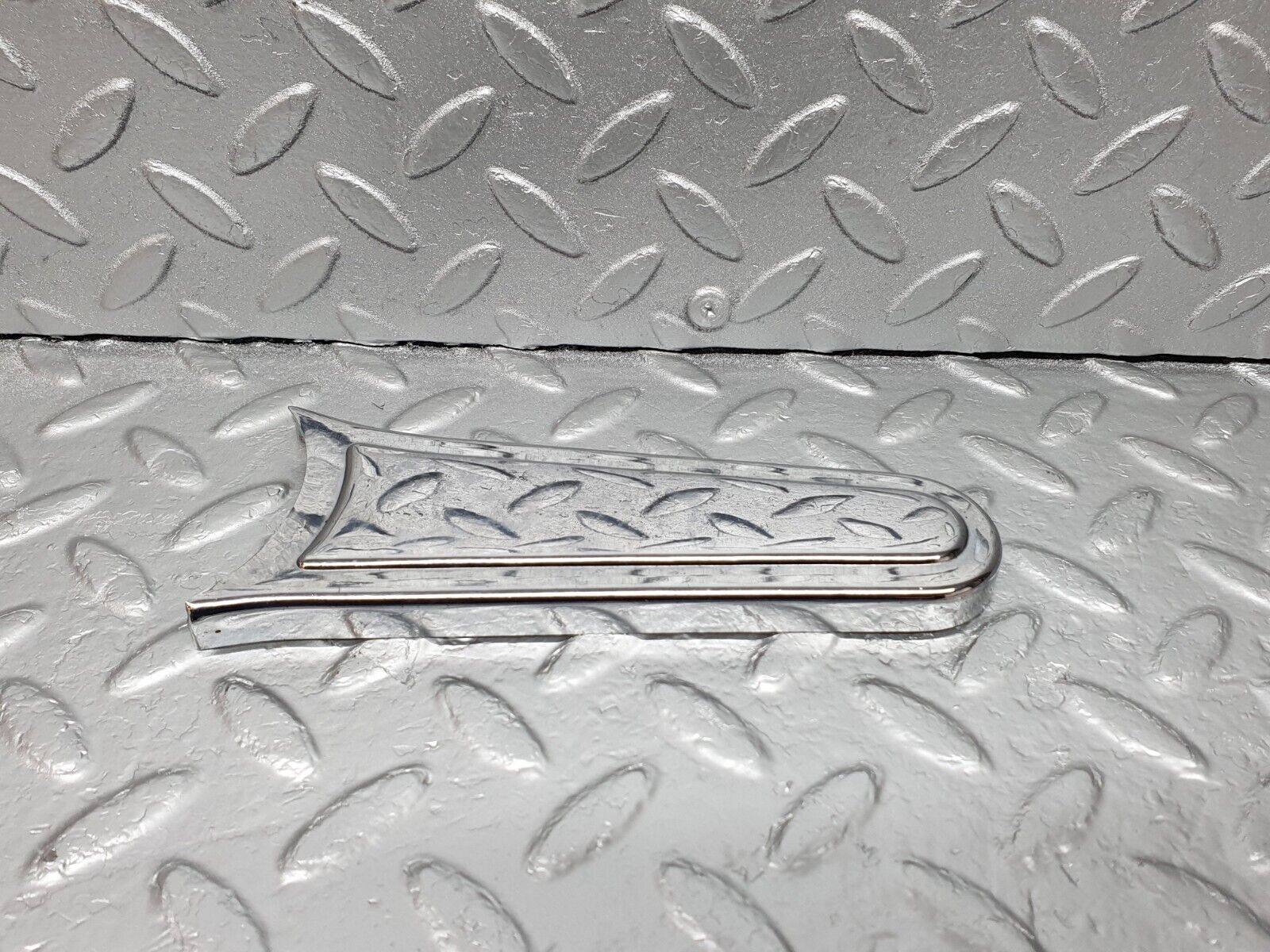 43084 Mercedes-Benz W108 280SE Front Seat Side Cover Trim Right 1089130628