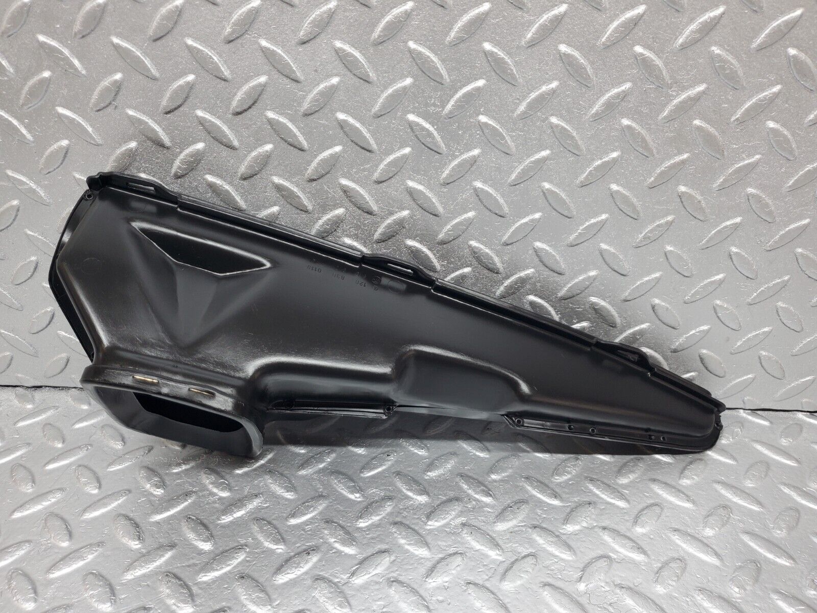 45915 Mercedes-Benz W126 420SE Dashboard Air Vent Duct 2x 1268300219 1268300119