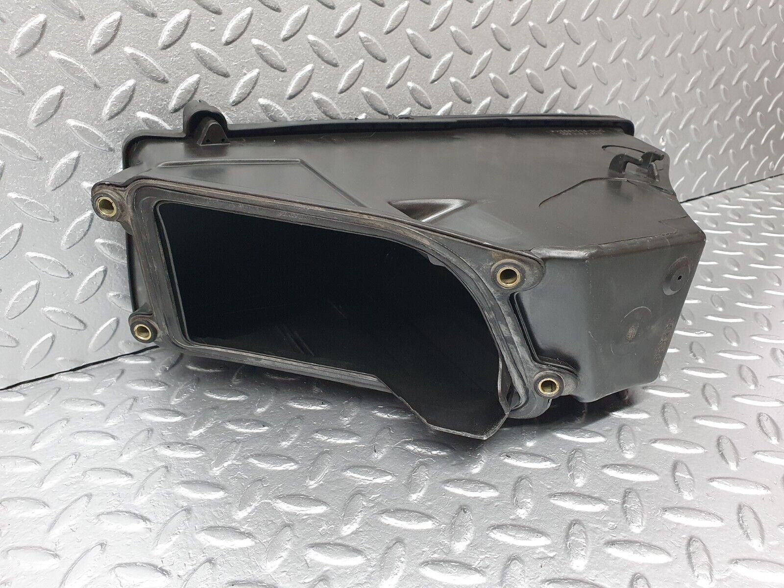 41817 Mercedes-Benz W202 C200 Fuse Box 2085400150 2025453700