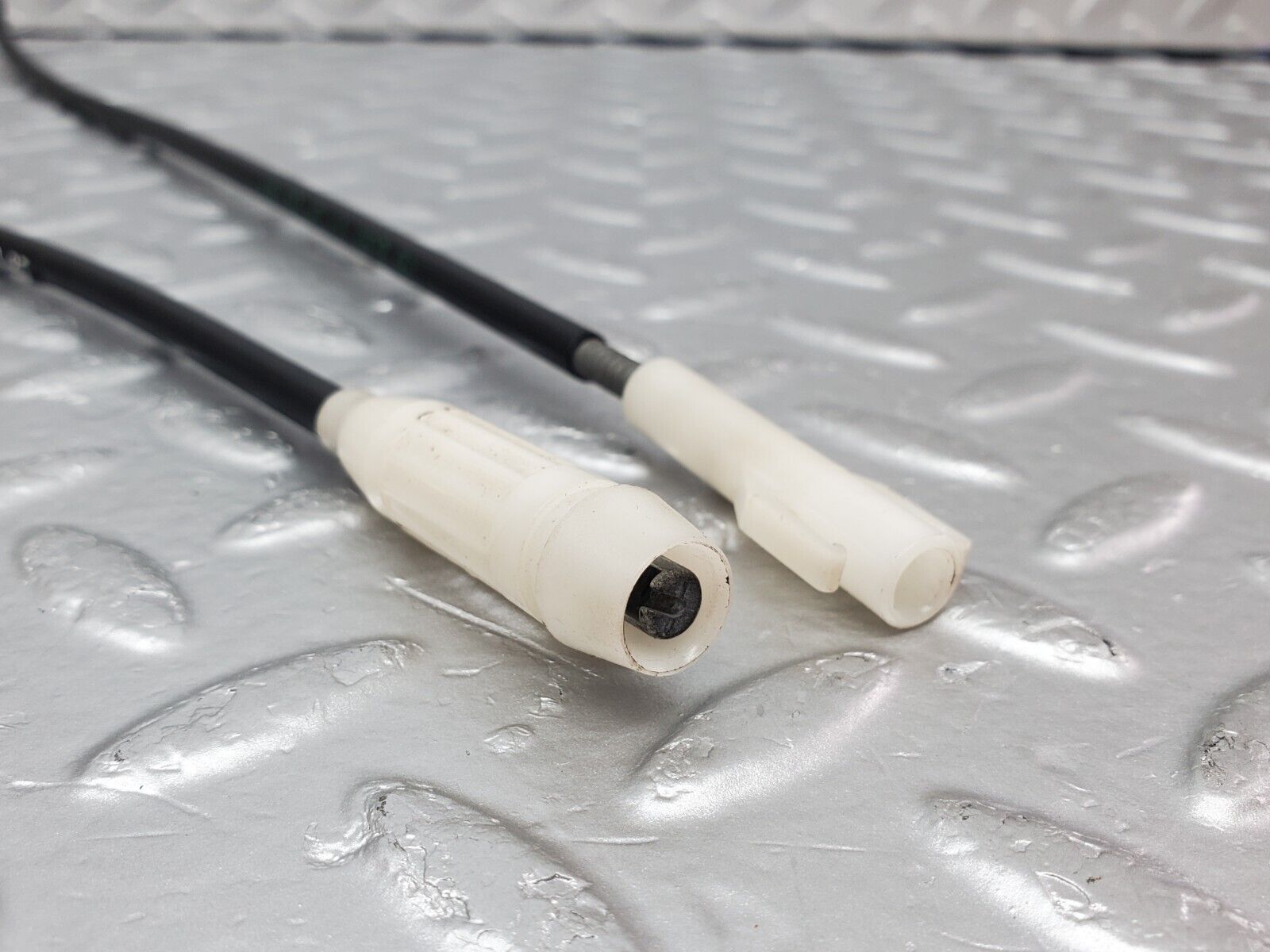 45758 Mercedes-Benz W126 420SE Heater Control Cable 1268301631 1268301731