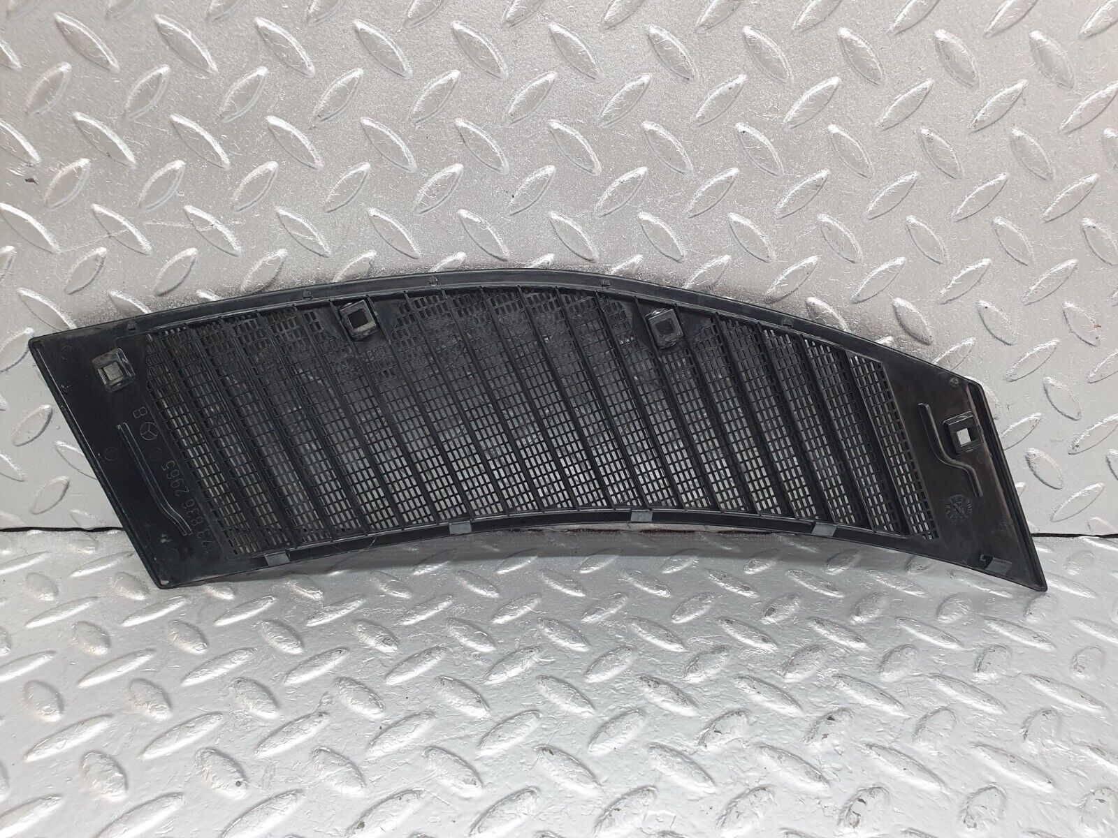 43902 Mercedes-Benz C123 230CE Coupe Air Intake Grill Left Side 1238362965