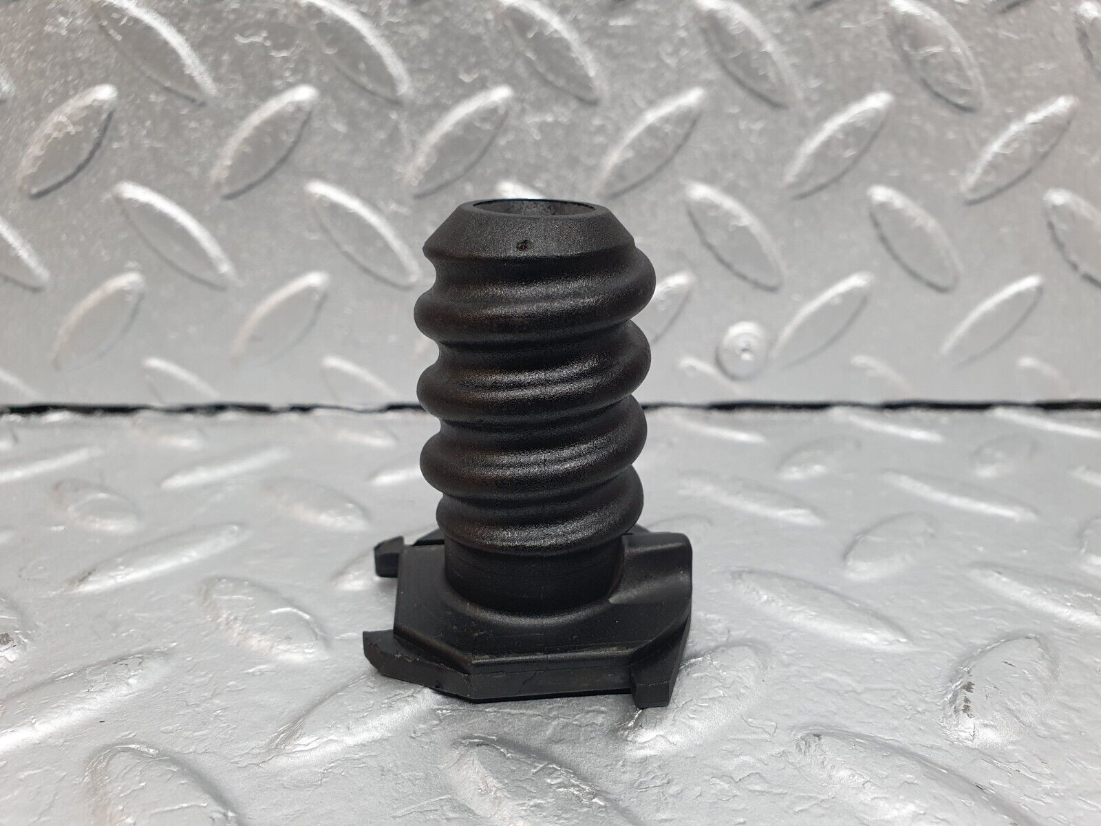 42080 Mercedes-Benz W202 C200 Spare Wheel Holder 1248980765