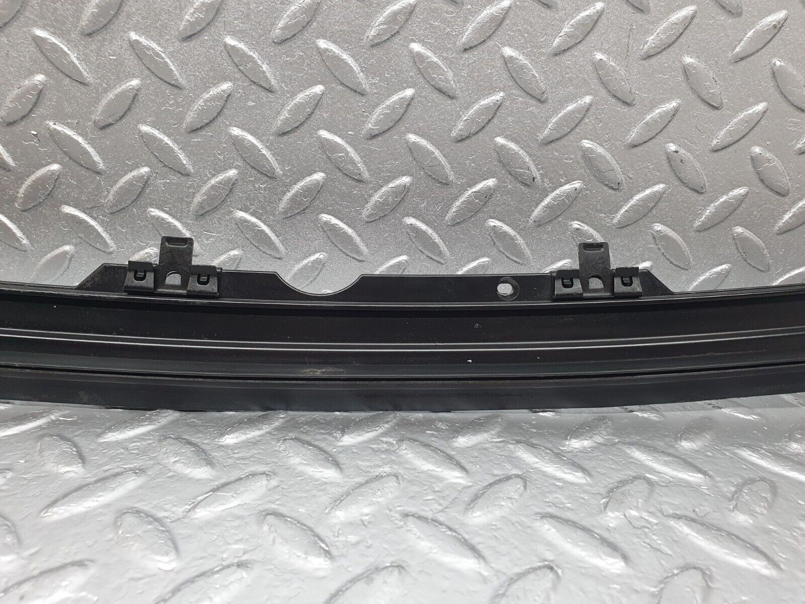42642 Mercedes-Benz R129 320SL Coupe Front Windscreen Top Moulding Trim
