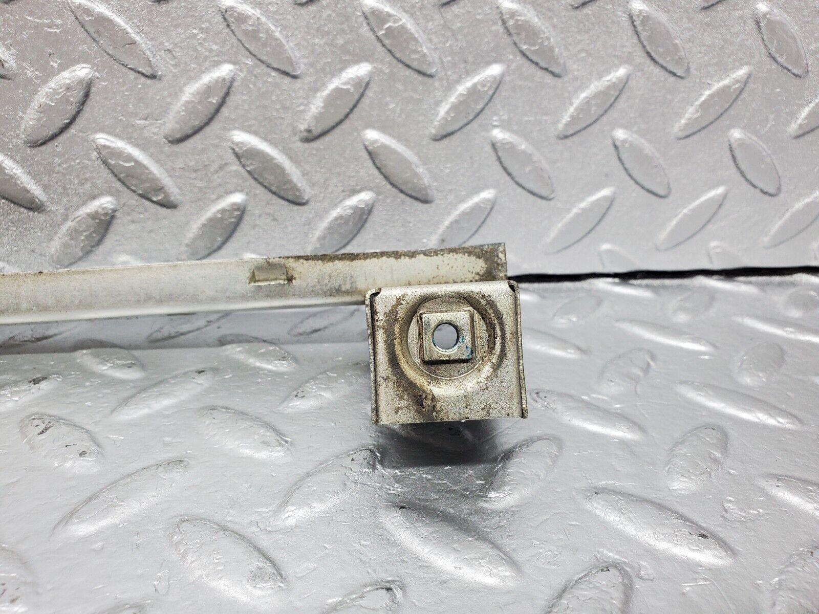 45816 Mercedes-Benz W126 420SE Rear Left Window Channel