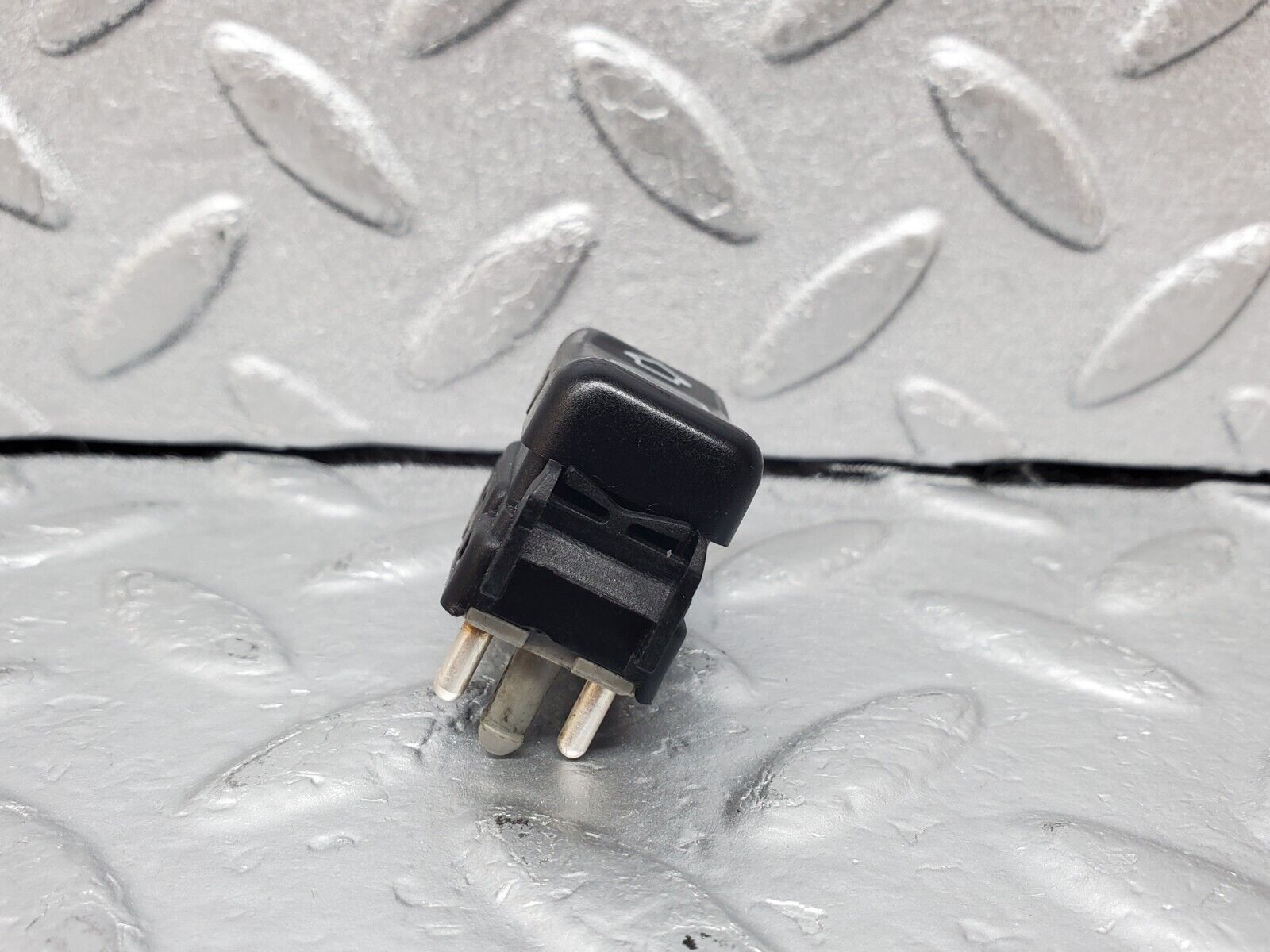 44972 Mercedes-Benz R129 300SL Coupe Right Door Window Switch 1298201410