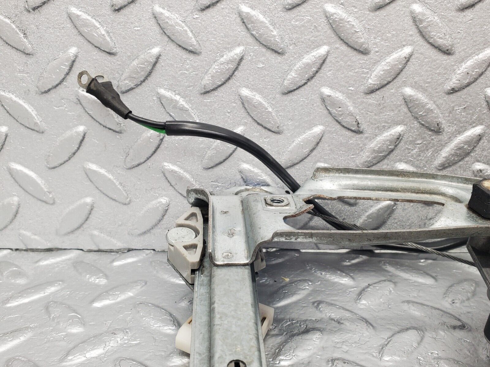 46133 Mercedes-Benz W124 Rear Right Power Window Regulator