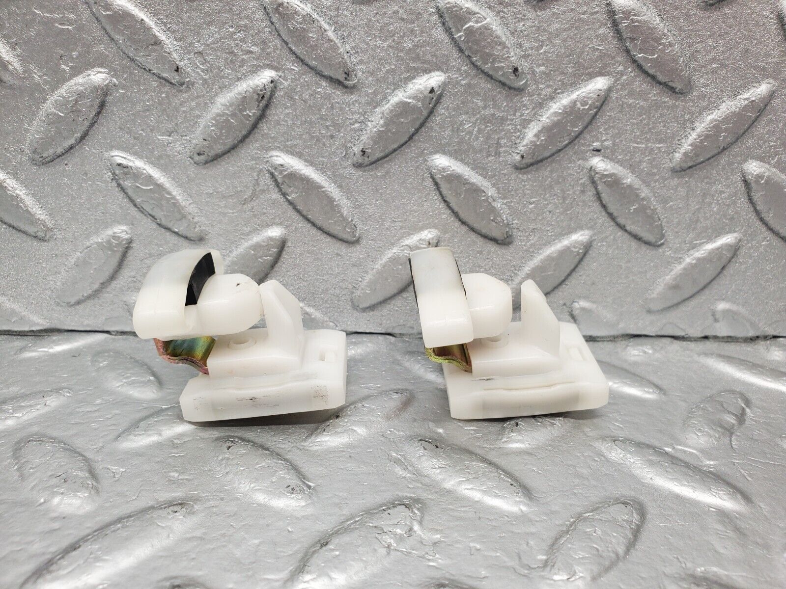 46256 Mercedes-Benz W124 280E Power Window Regulator Accessories 2X