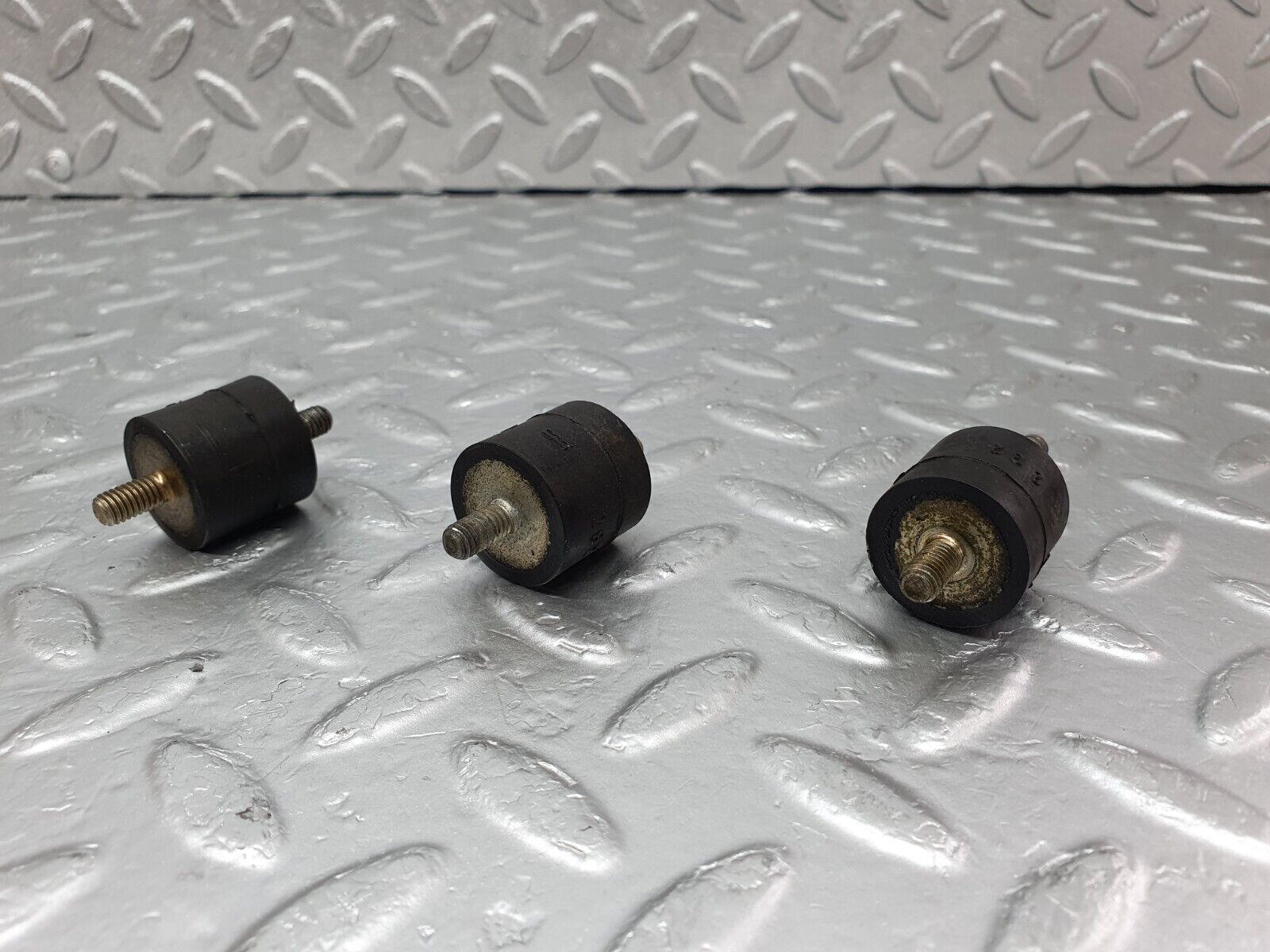 44089 Mercedes-Benz C123 230CE Coupe Air Filter Box Housing Holder 3x