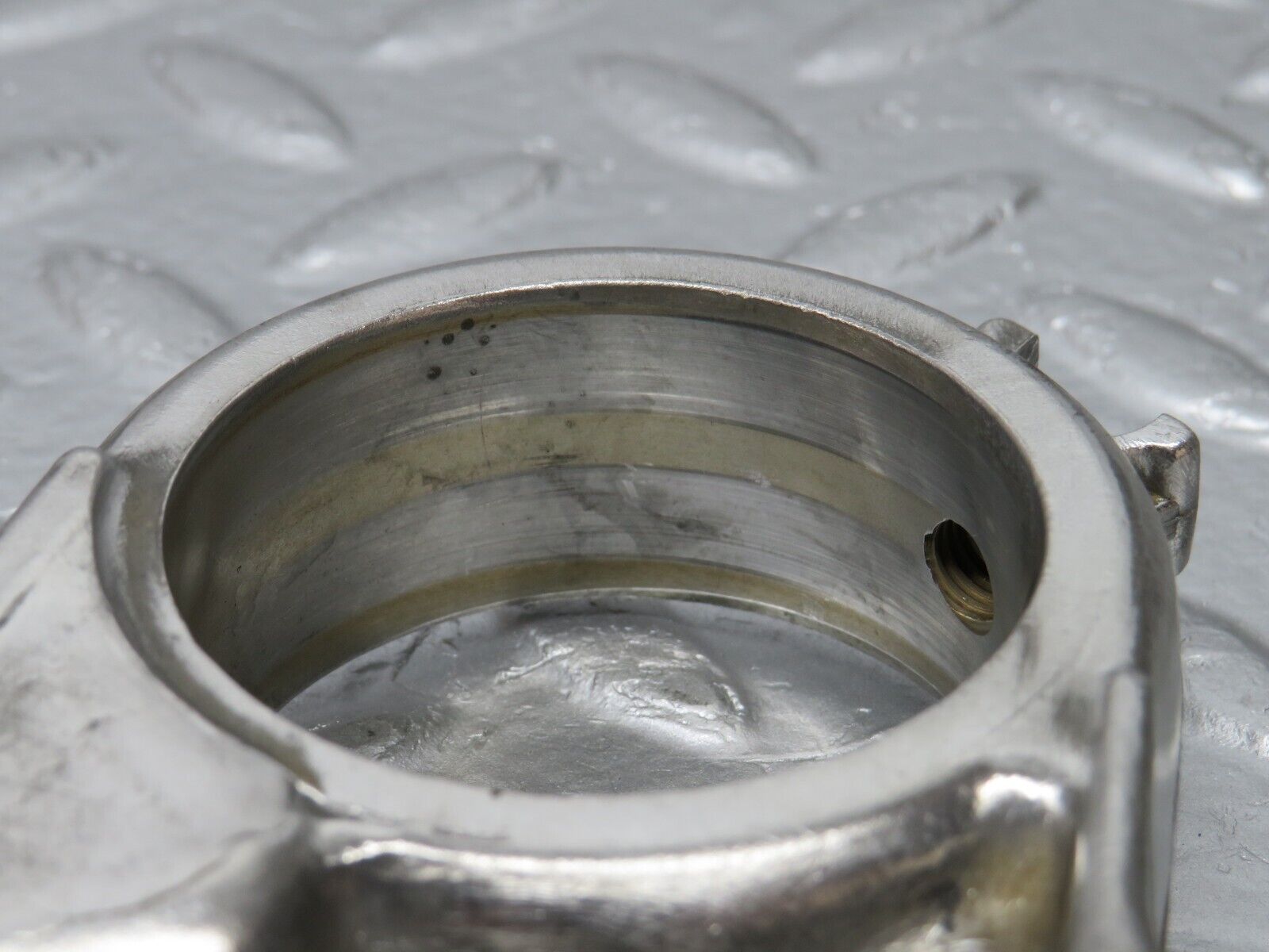 26539 Mercedes-Benz C107 R107 Camshaft Tower Bearing 1160514218