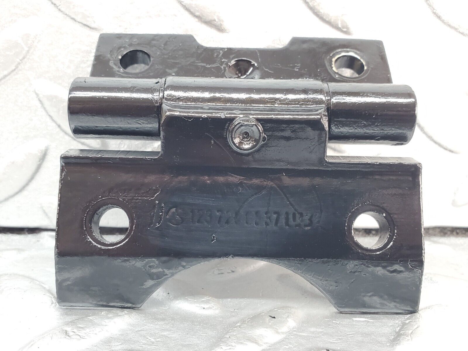 44337 Mercedes-Benz W123 280E Door Hinge Pair Right Side 1237200037