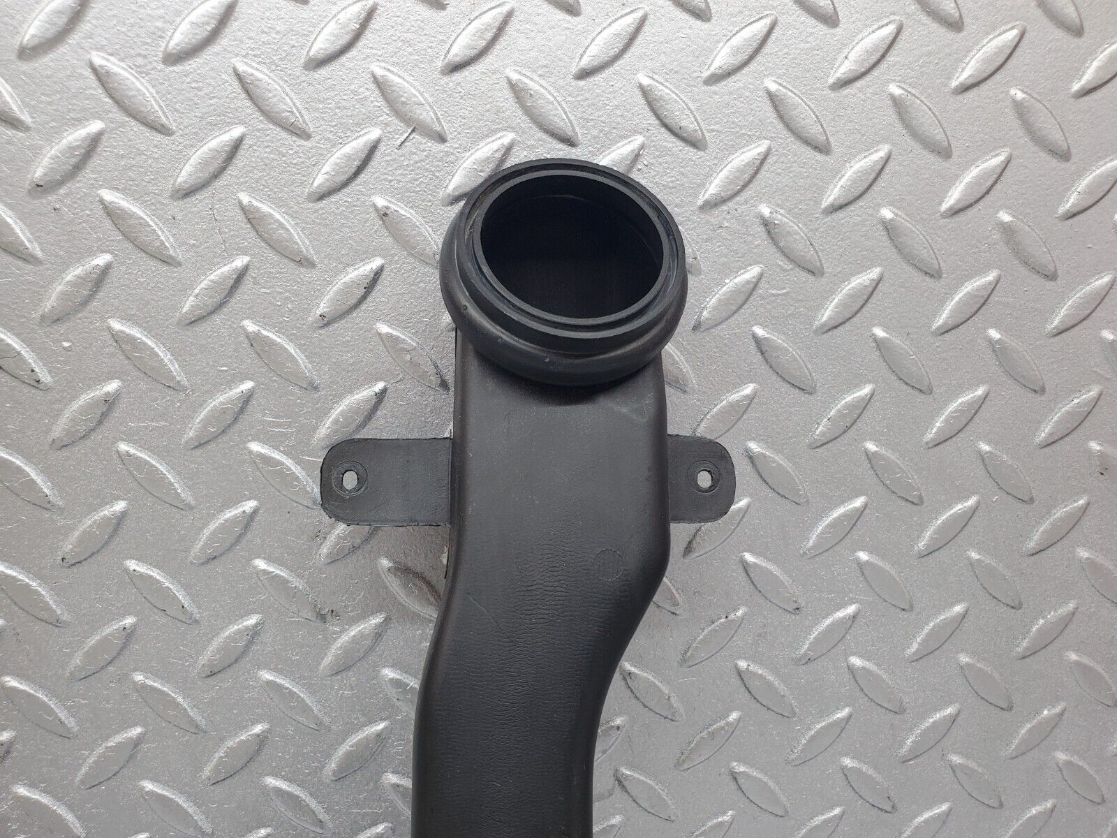 45050 Mercedes-Benz R129 300SL Coupe Front Air Vent Duct 2x 1298300444 1298300344