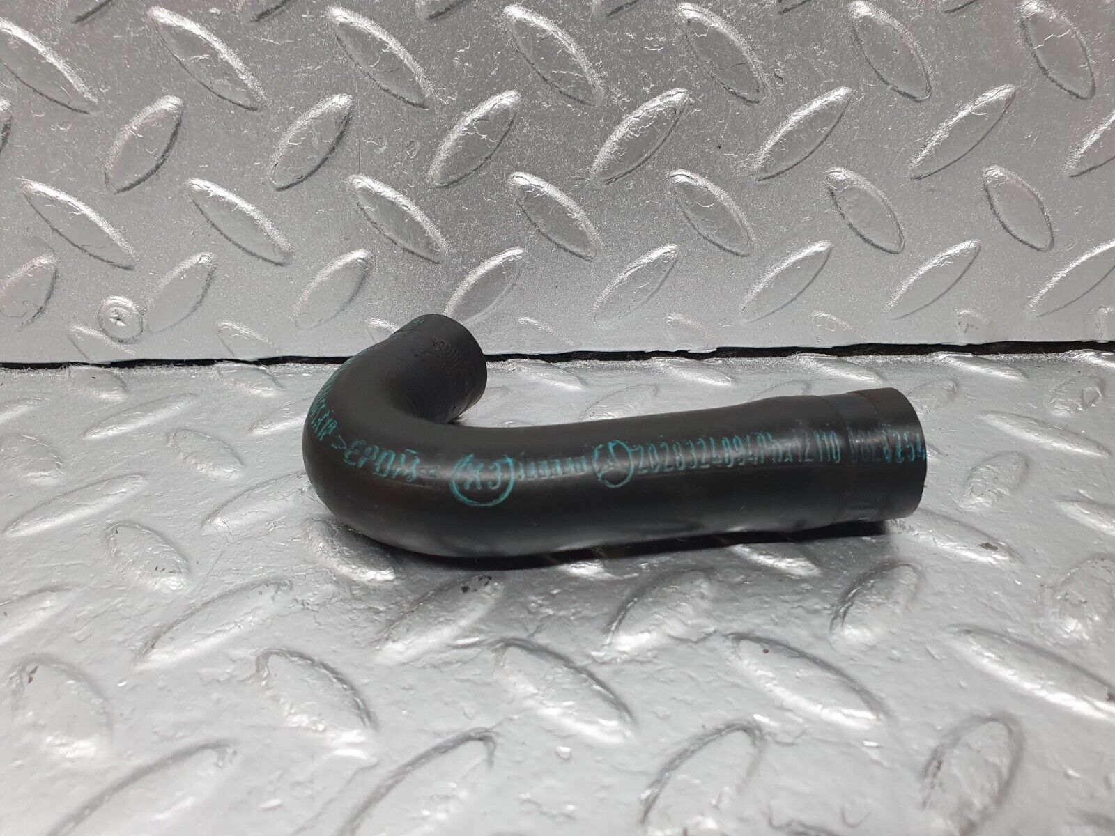 42075 Mercedes-Benz W202 C200 Heater Hose Pipe 2028324894