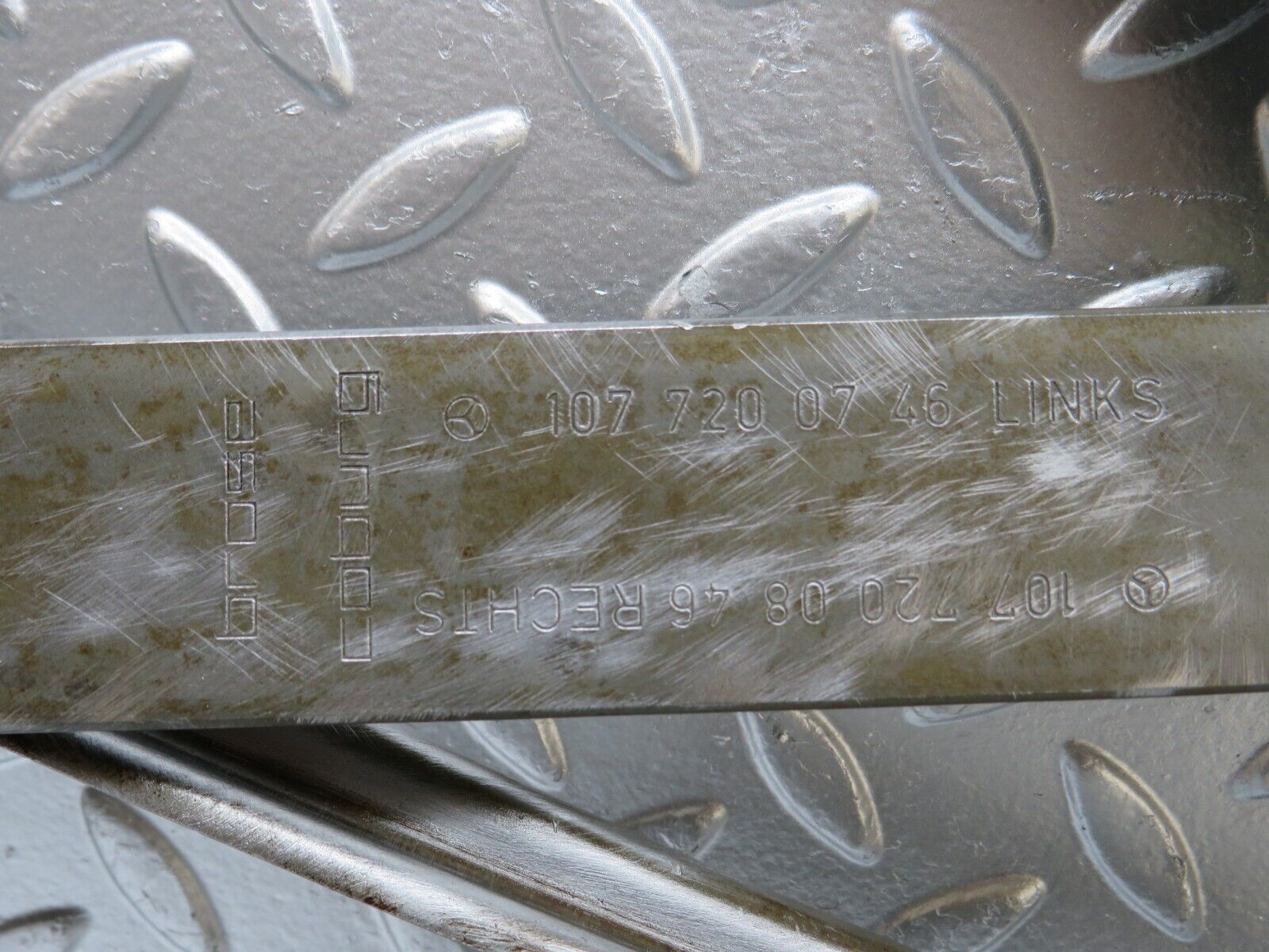 25078 Mercedes-Benz R107 C107 Front Left Power Window Regulator 1077200746