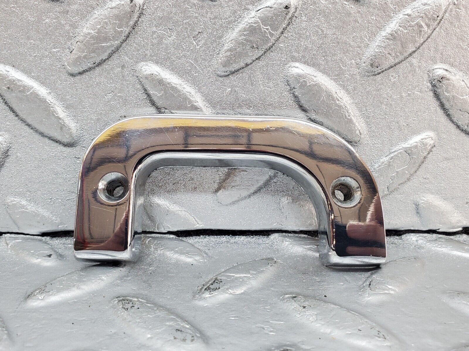 44388 Mercedes-Benz W123 280E Interior Chrome Door Latch Trim Right 1237230224