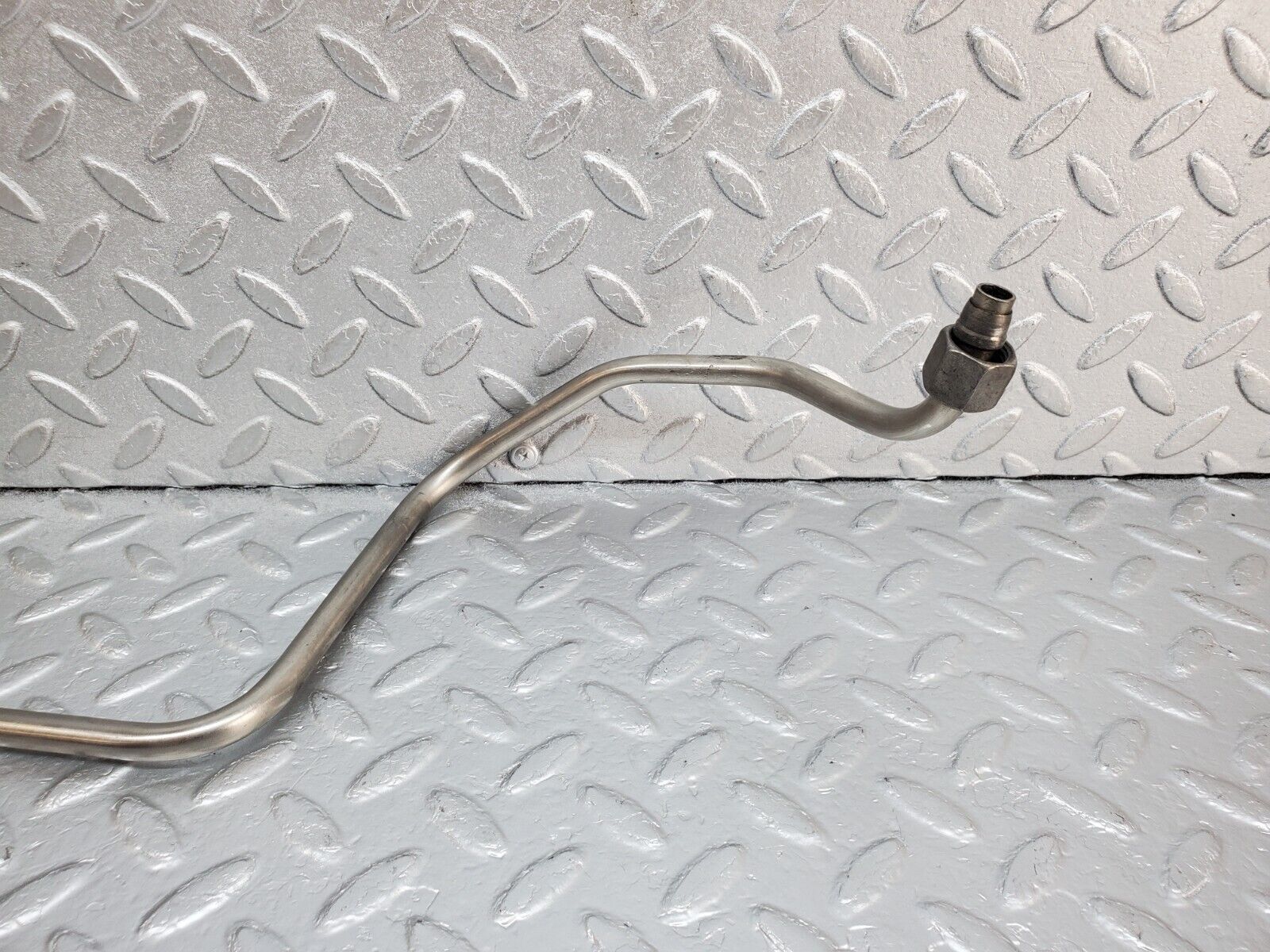 45375 Mercedes-Benz 280E M110.983 EGR Valve Hose Pipe