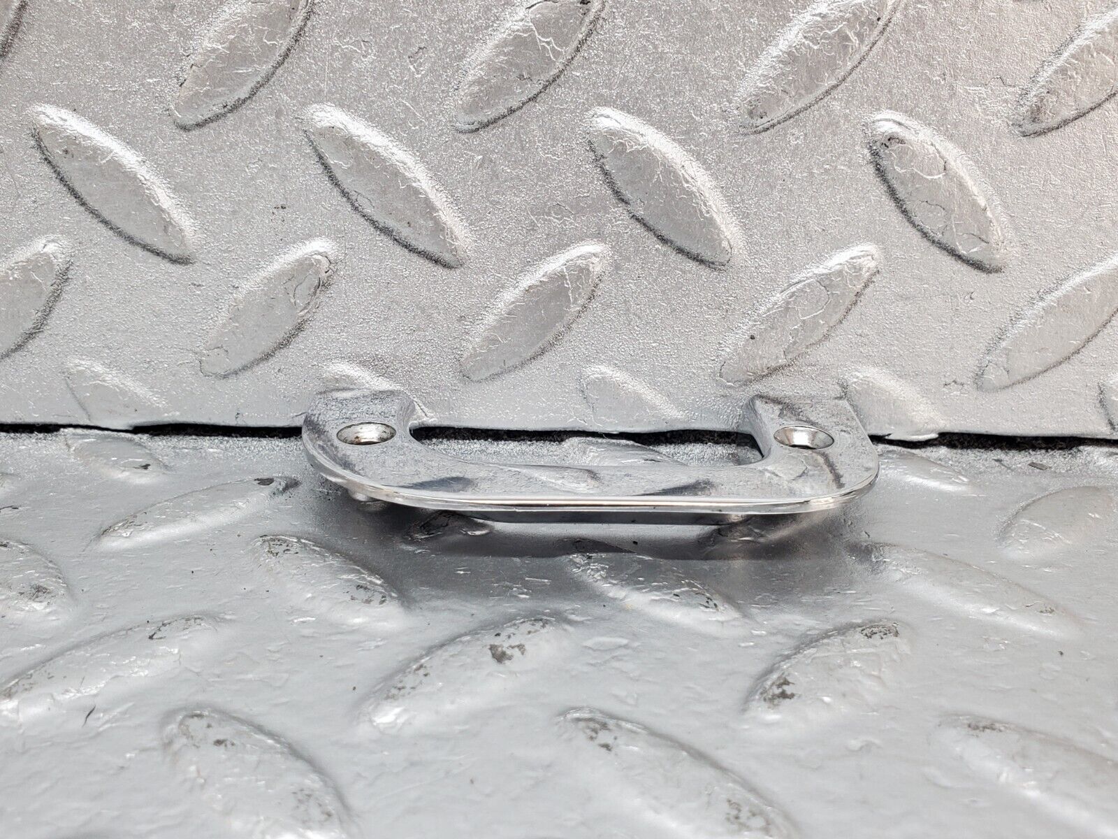 44388 Mercedes-Benz W123 280E Interior Chrome Door Latch Trim Right 1237230224