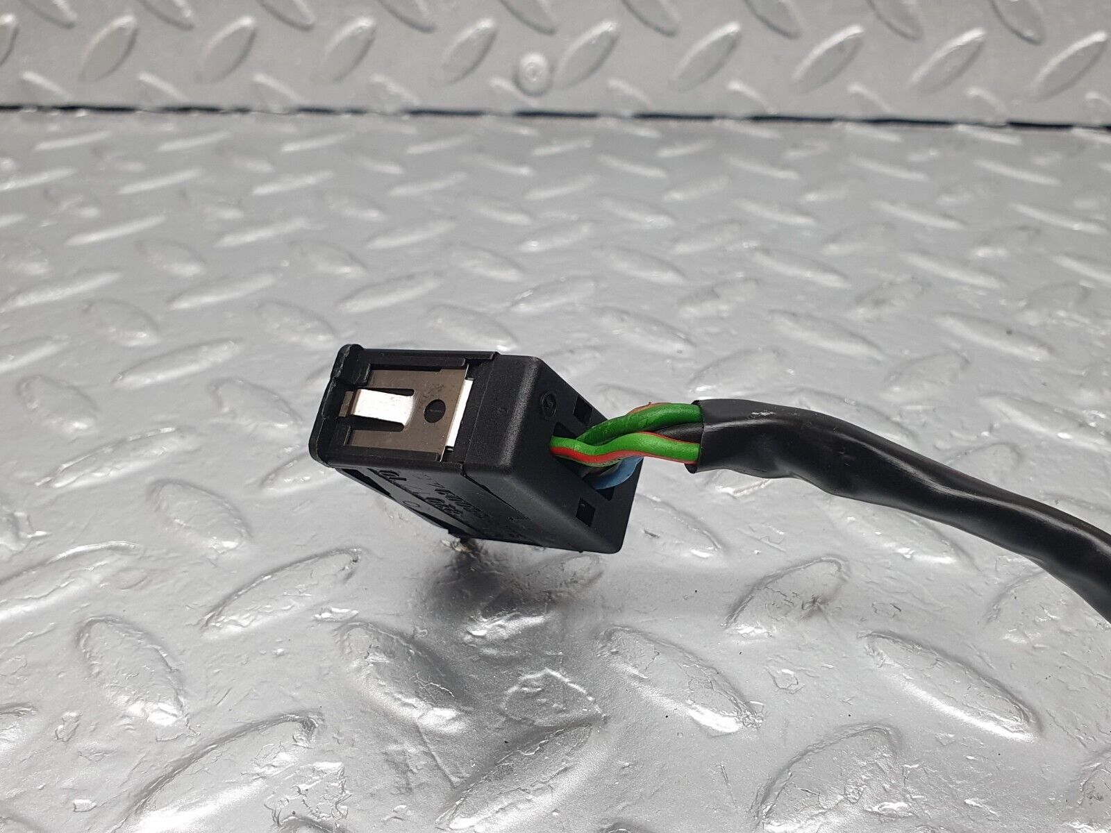 43584 Mercedes-Benz C126 380SEC Coupe Rear Electric Window Switch 1268201710