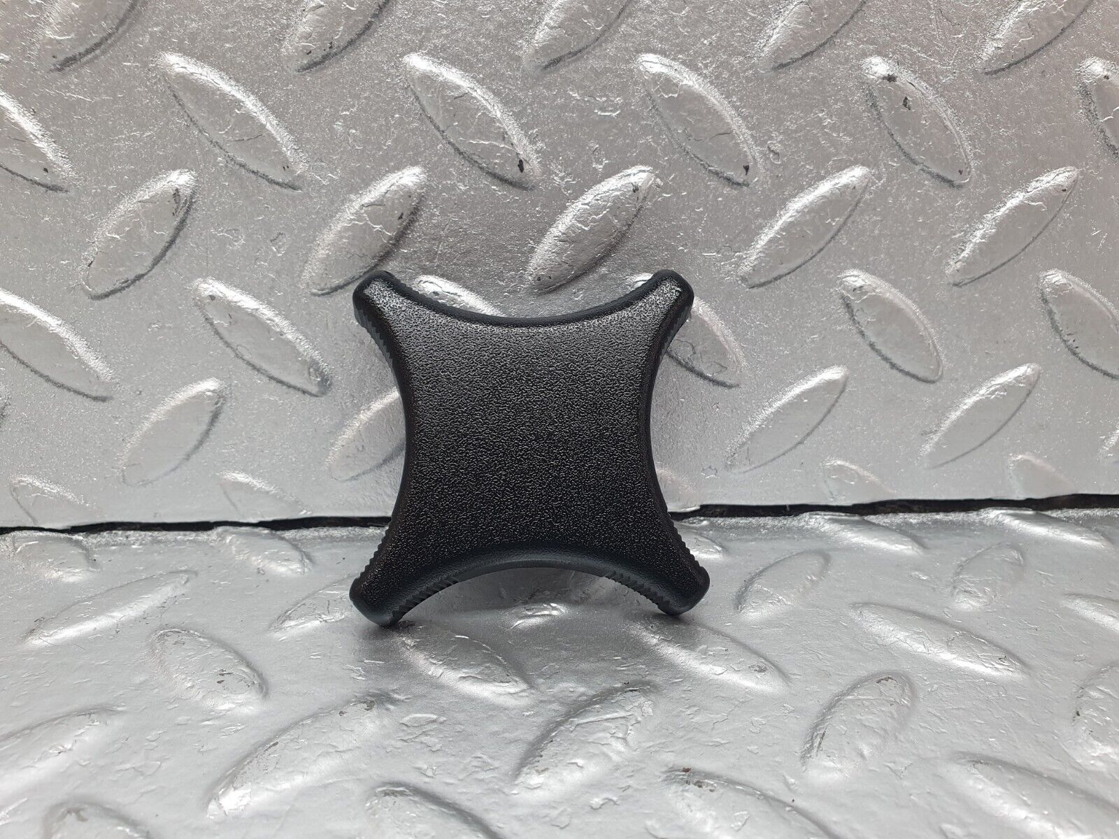 42704 Mercedes-Benz W201 190 2.0L Seat Base Adjuster Handle Knob