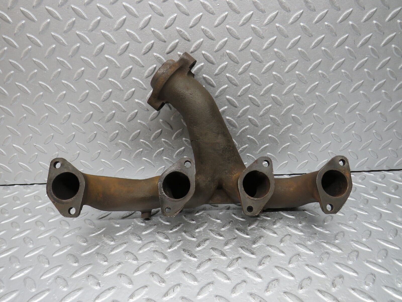 39276 Mercedes-Benz R107 500SL Exhaust Manifold Right Side 1171421202
