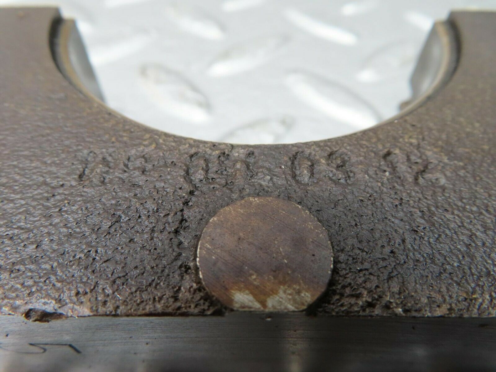 15704 Mercedes-Benz R107 450SL Crankshaft Bearing Holder Block 1160110313