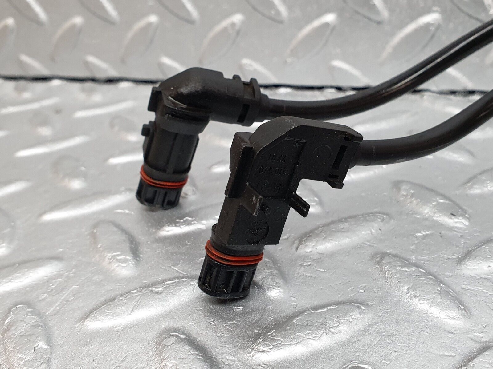 42117 Mercedes-Benz W202 C200 ABS Sensor Speed Sensor Right Side 2025402417