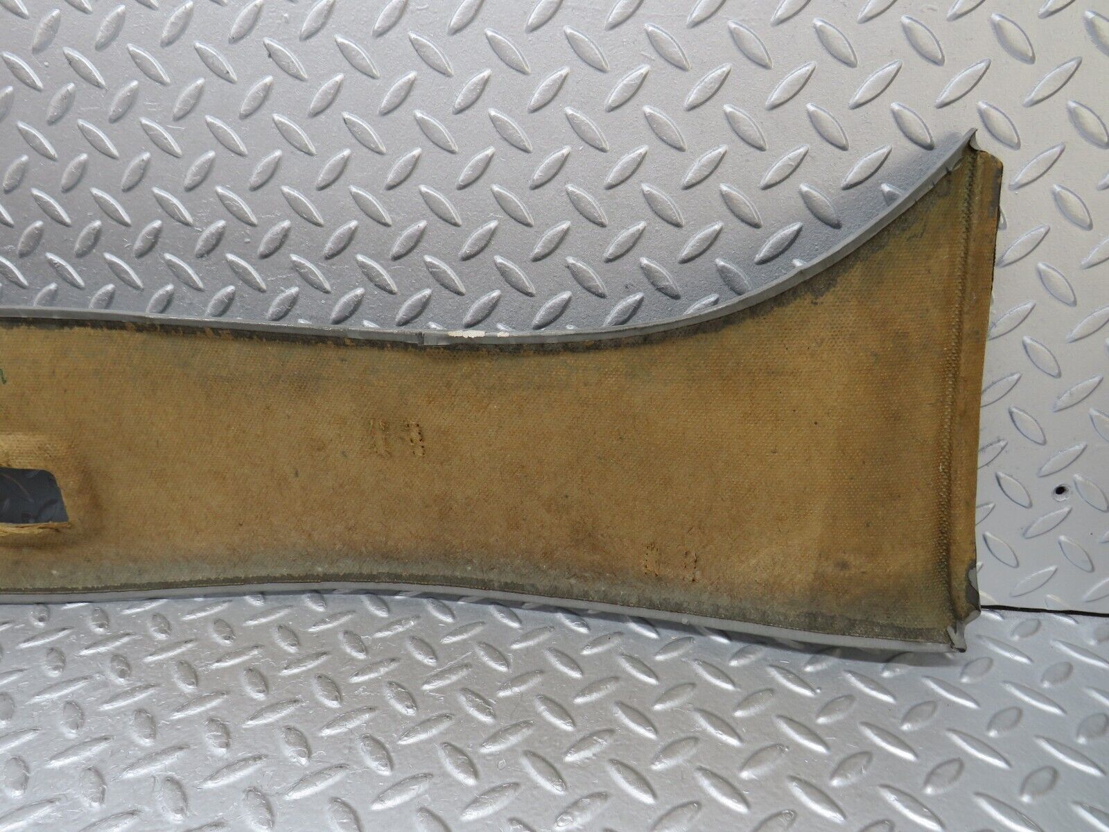 35959 Mercedes-Benz W126 420SE Headlining Roof Panel Rear Grey