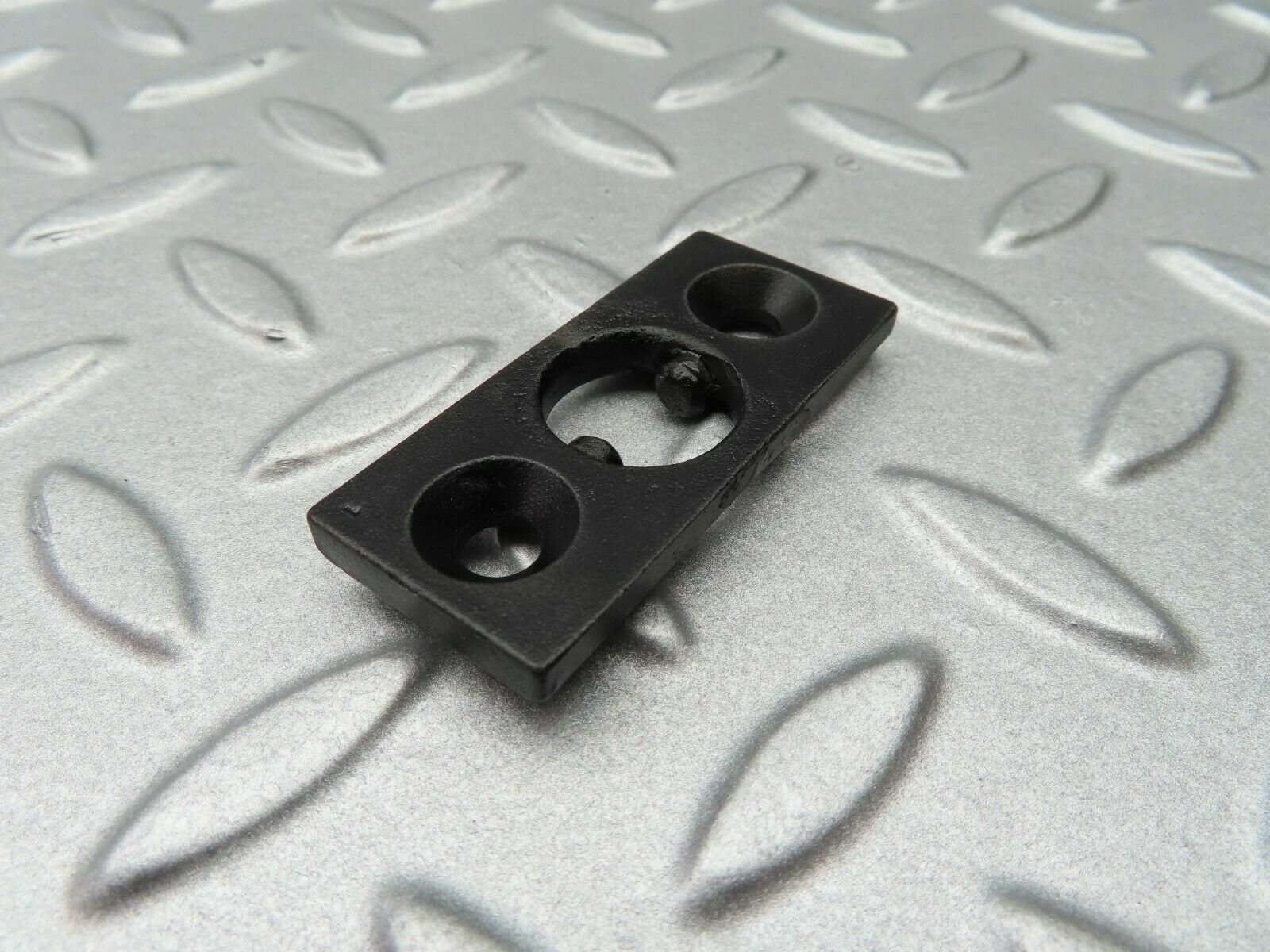 5181 Mercedes-Benz R107 350SL Sun Visor Holder Bracket Left