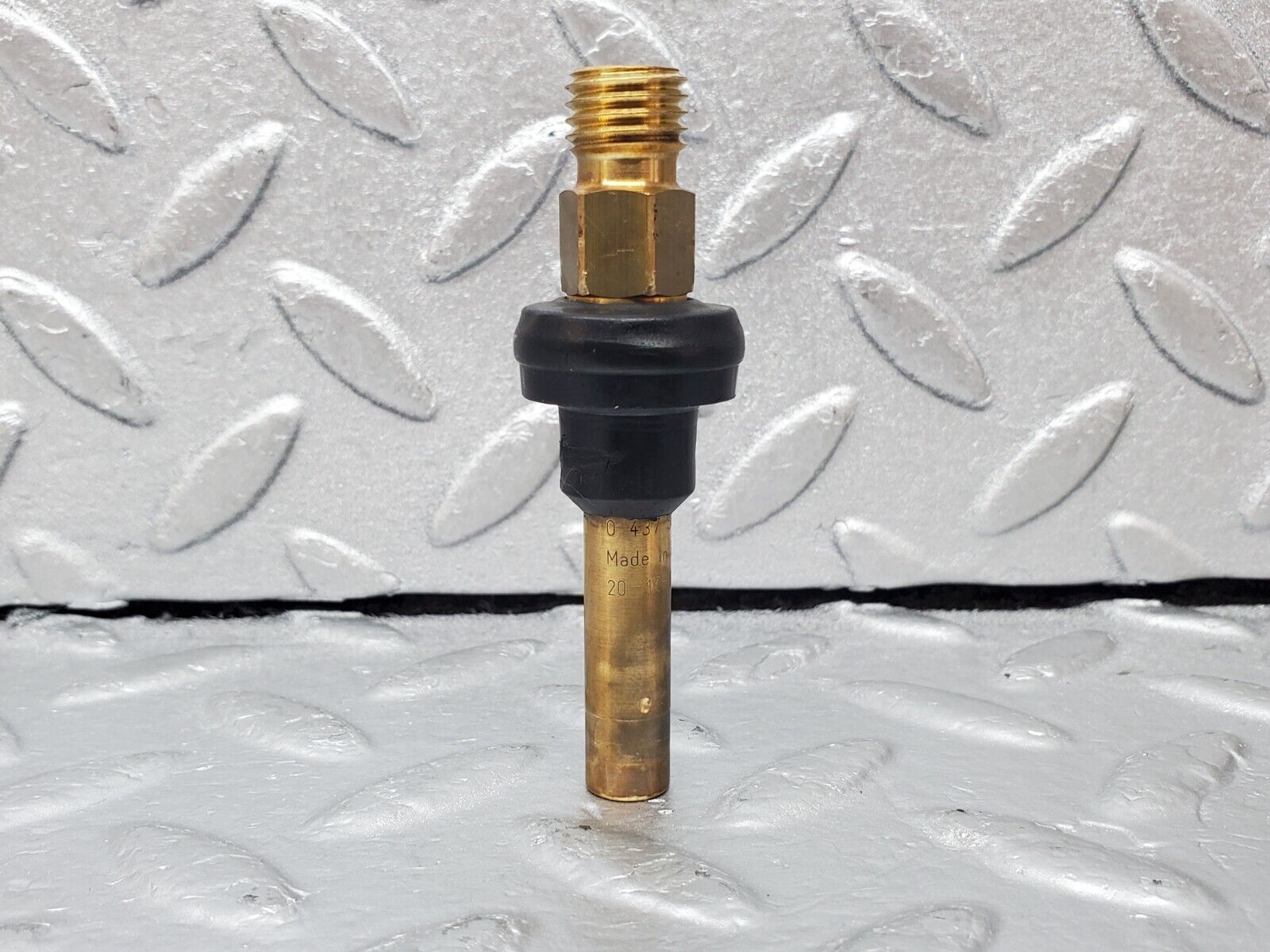 45336 Mercedes-Benz 280E M110.983 Fuel Injector Bosch 0437502047