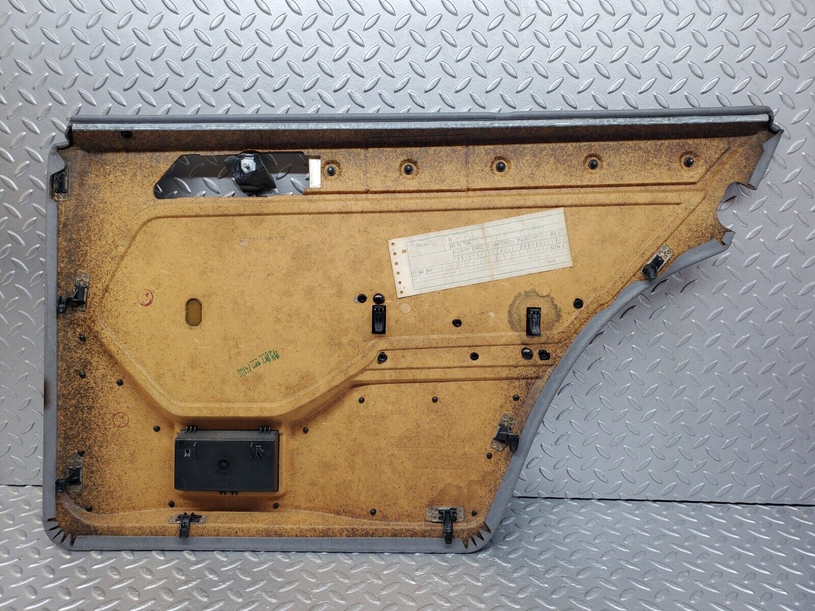 44686 Mercedes-Benz W124 220E Rear Left Door Card Grey 1247370970