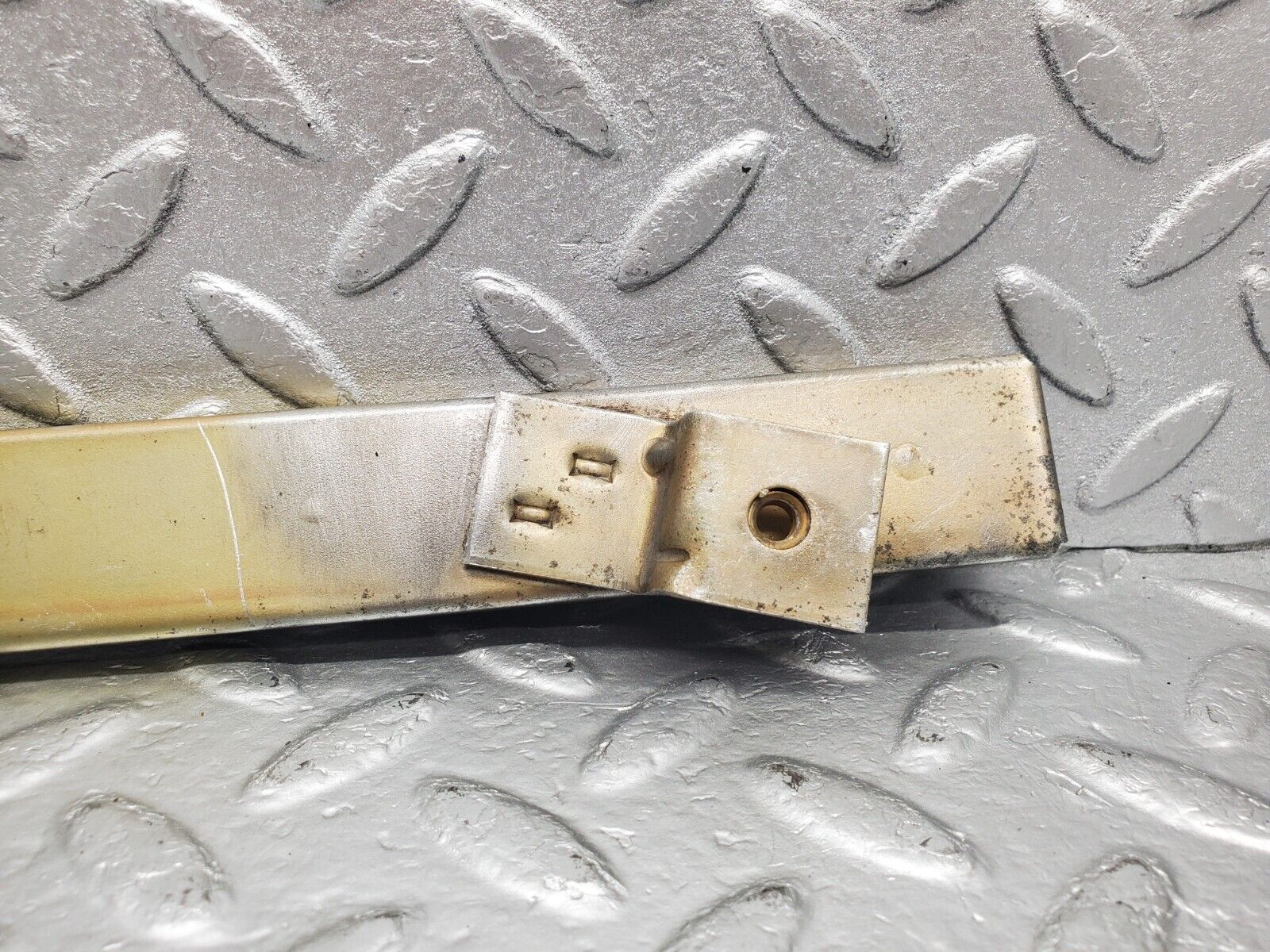 46354 Mercedes-Benz C123 280CE Coupe Rear Left Window Channel