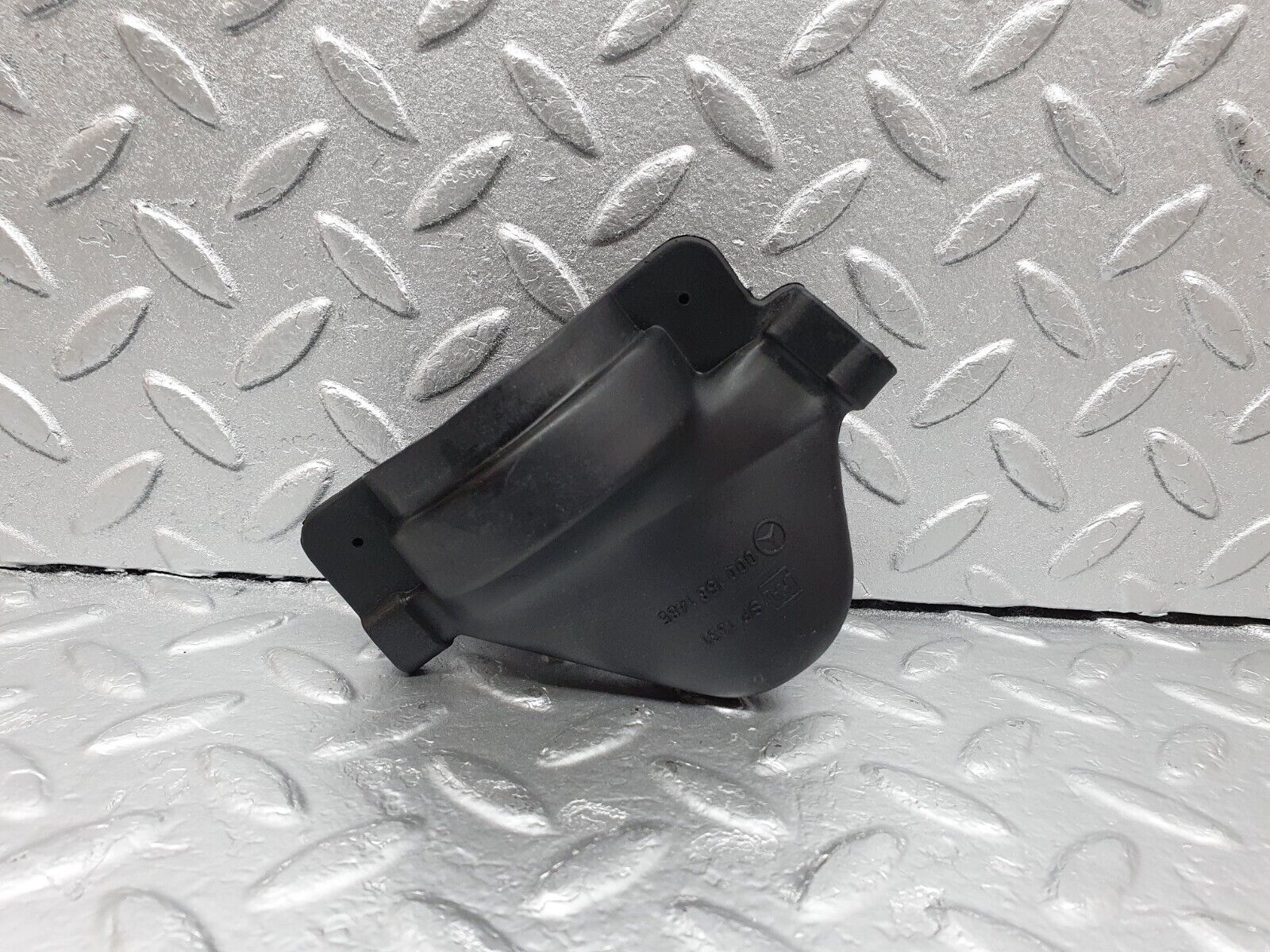 43101 Mercedes-Benz W123 280E Ignition Coil Cover 0001581485