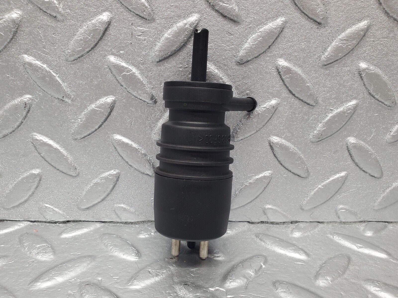 46831 Mercedes-Benz R129 320SL Coupe Windscreen Washer Pump