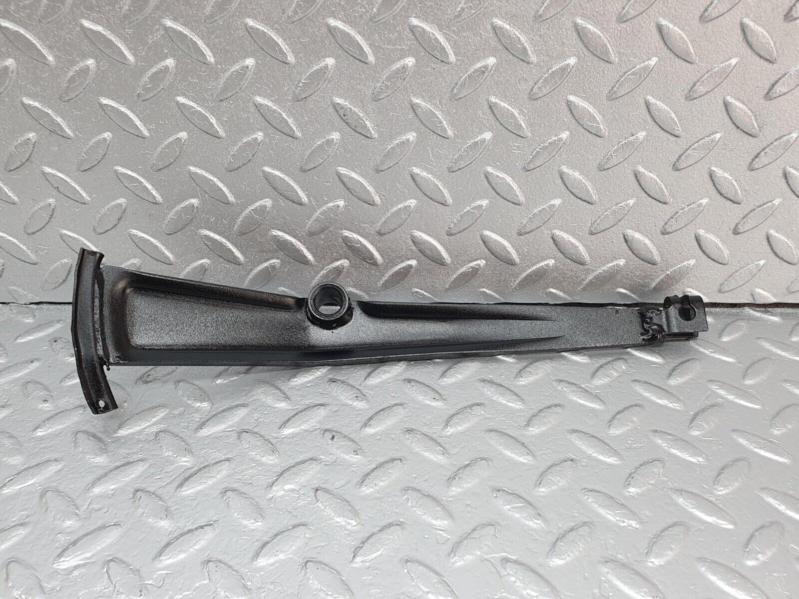 43144 Mercedes-Benz W108 280SE Handbrake Parking Brake Regulator