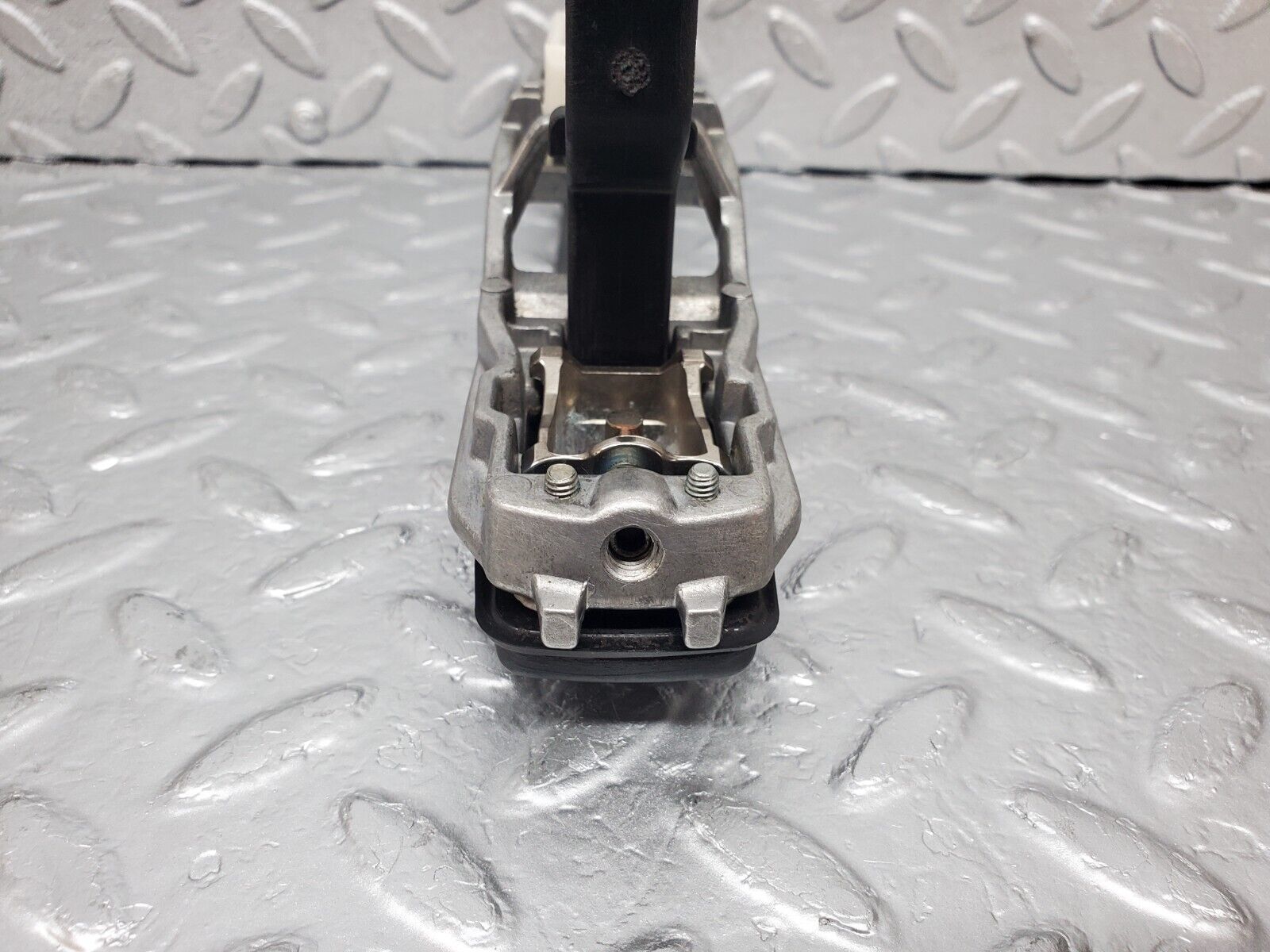 44803 Mercedes-Benz W124 220E Rear Right Exterior Door Handle