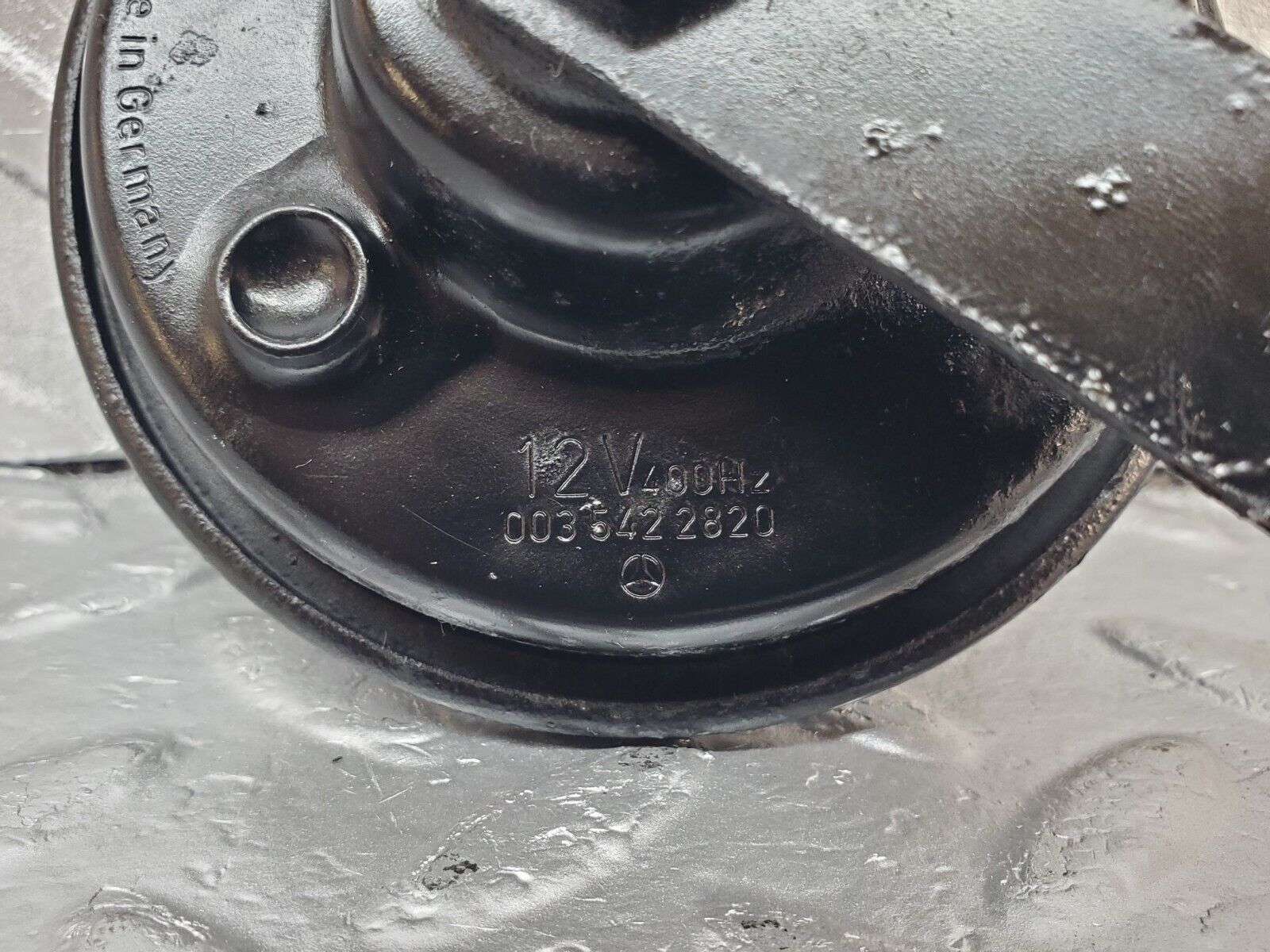 45685 Mercedes-Benz W126 420SE Horn 002952 0035422820