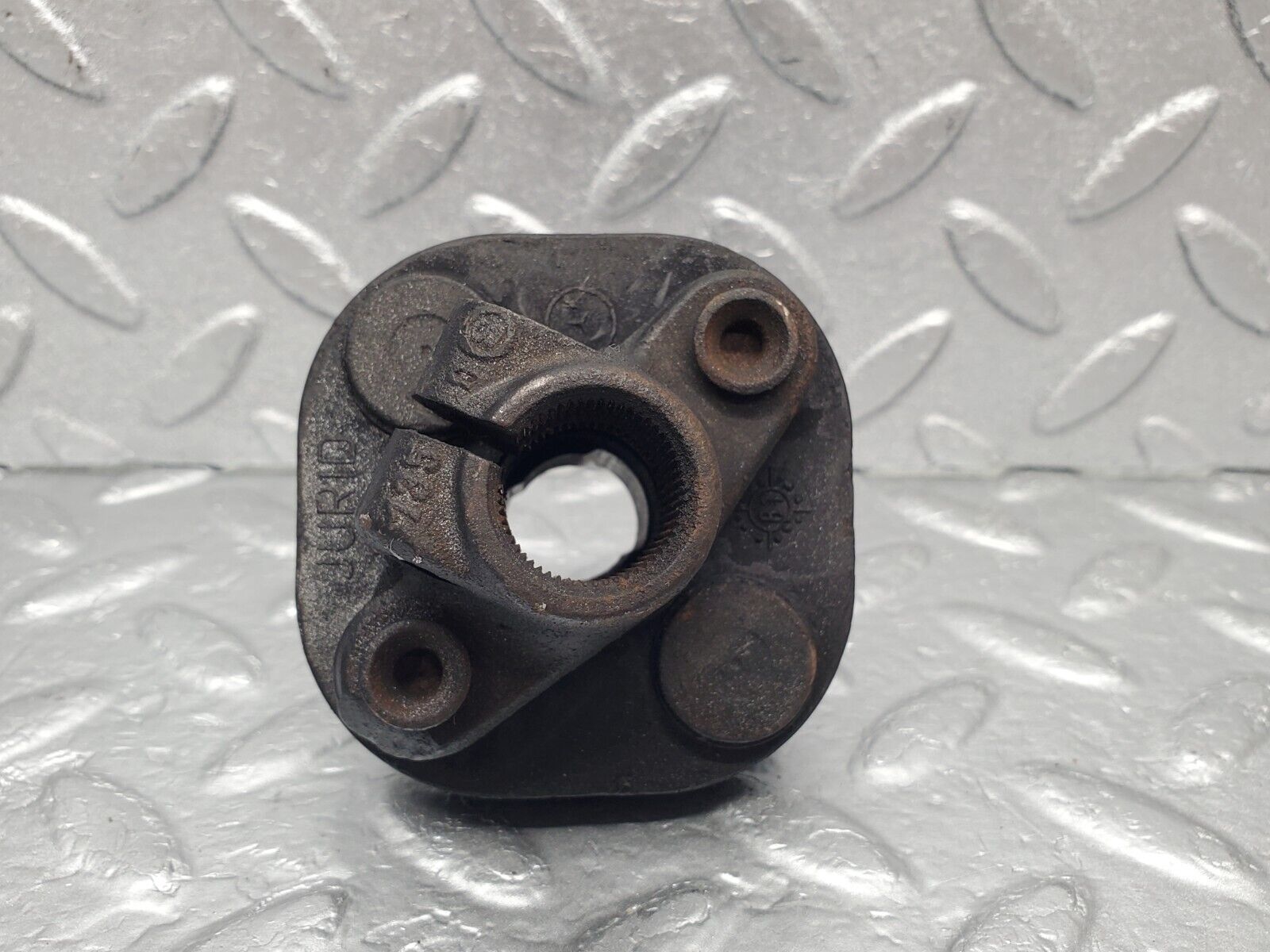 46005 Mercedes-Benz V123 240D LWB Steering Column Lower Shaft Connector