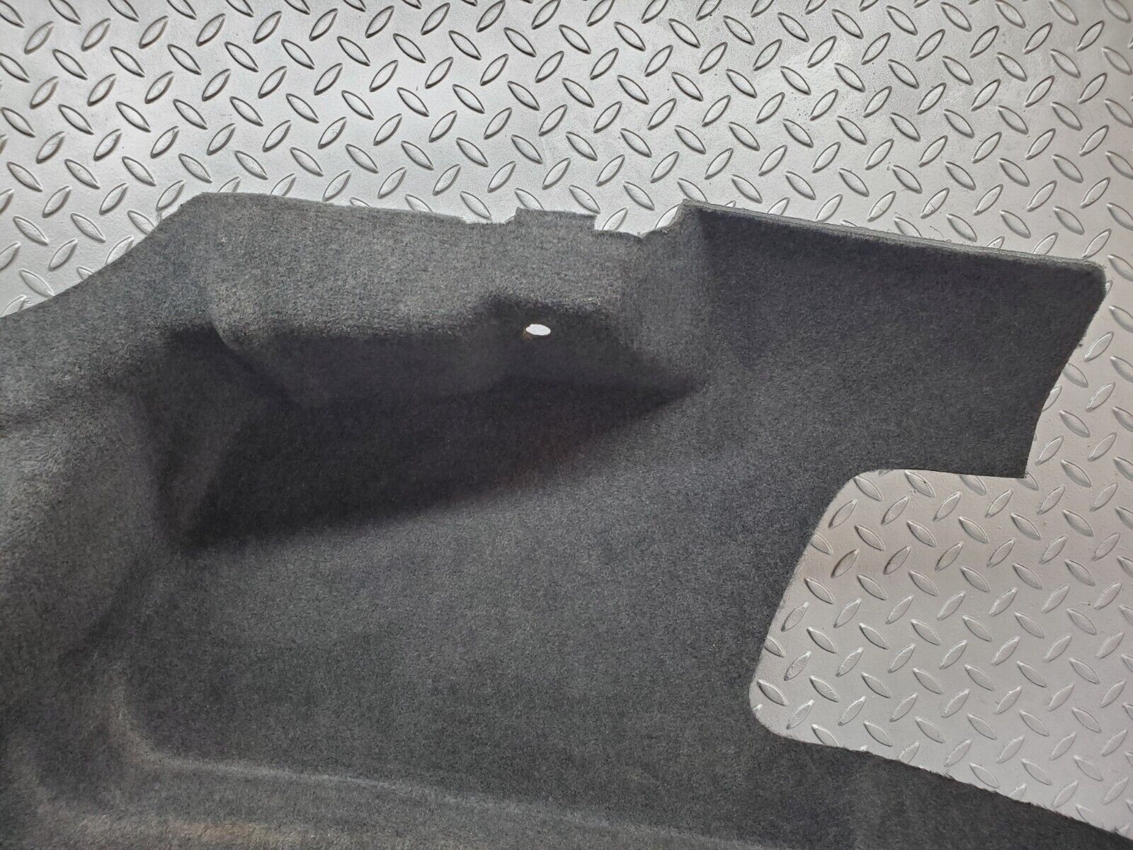 44697 Mercedes-Benz W124 220E Trunk Panel Cover Right 1246935433