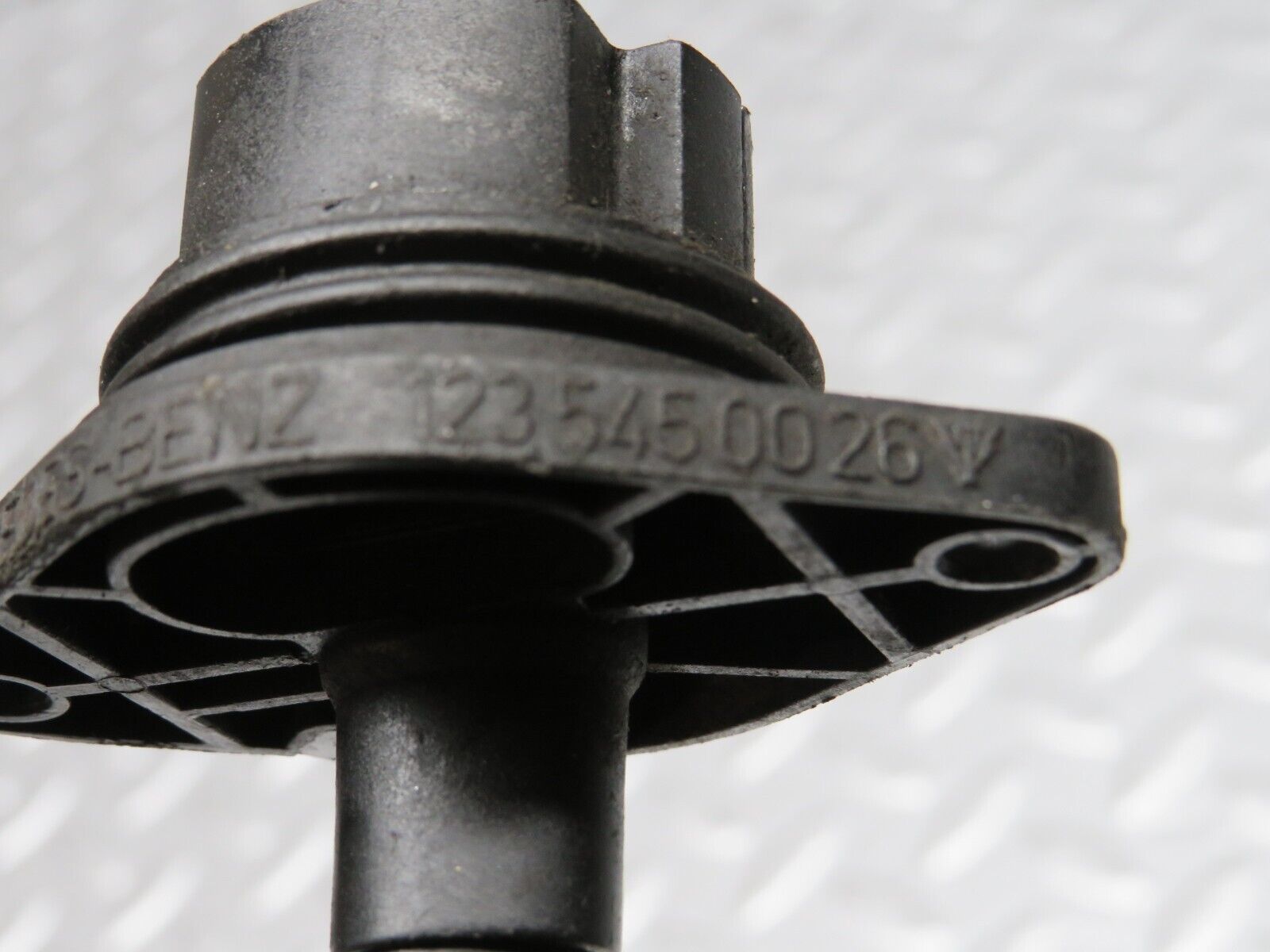 40112 Mercedes-Benz R107 350SL Diagnostic Connector 1235450026