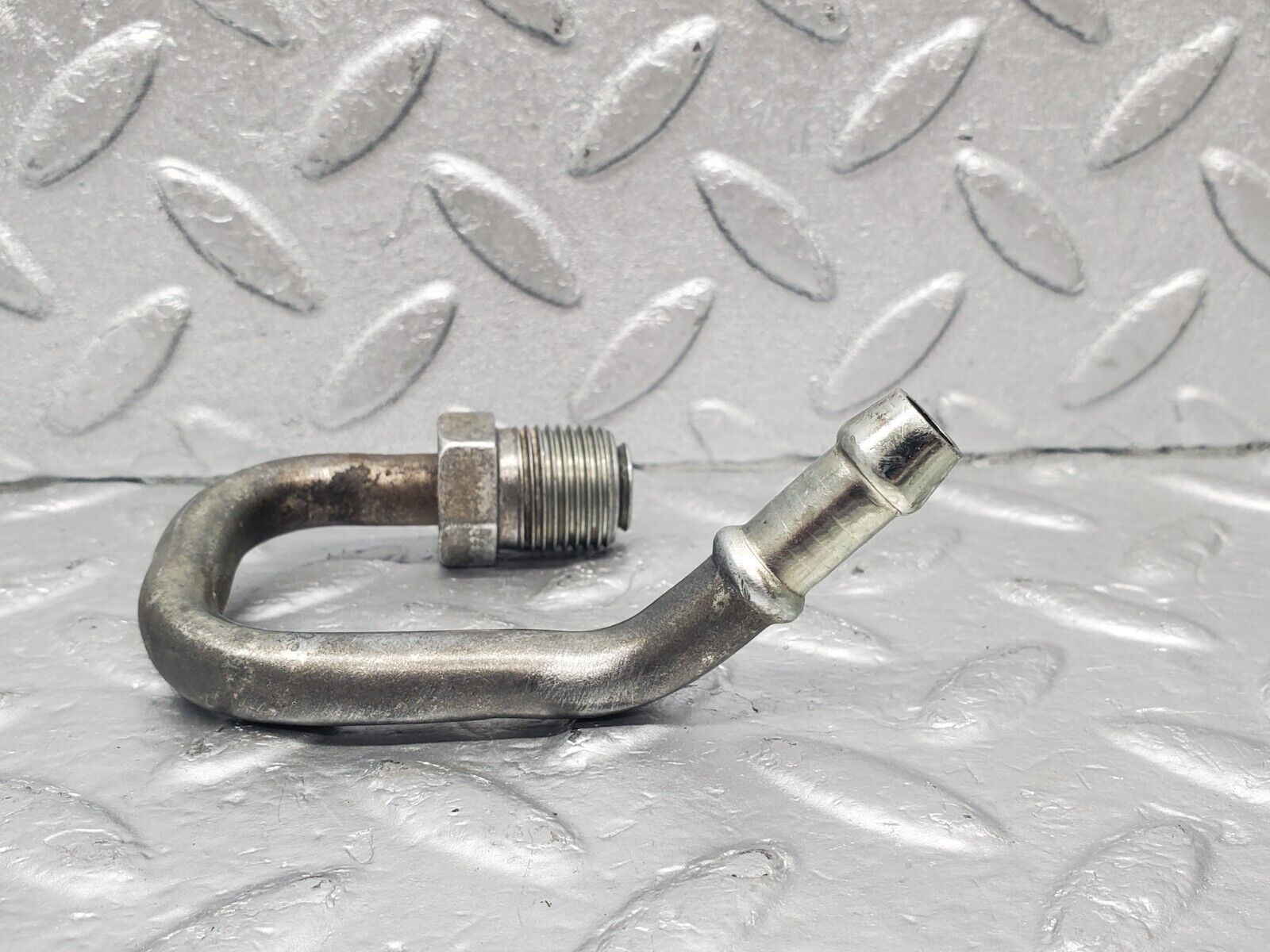 46212 Mercedes-Benz W124 280E Oil Hose Pipe