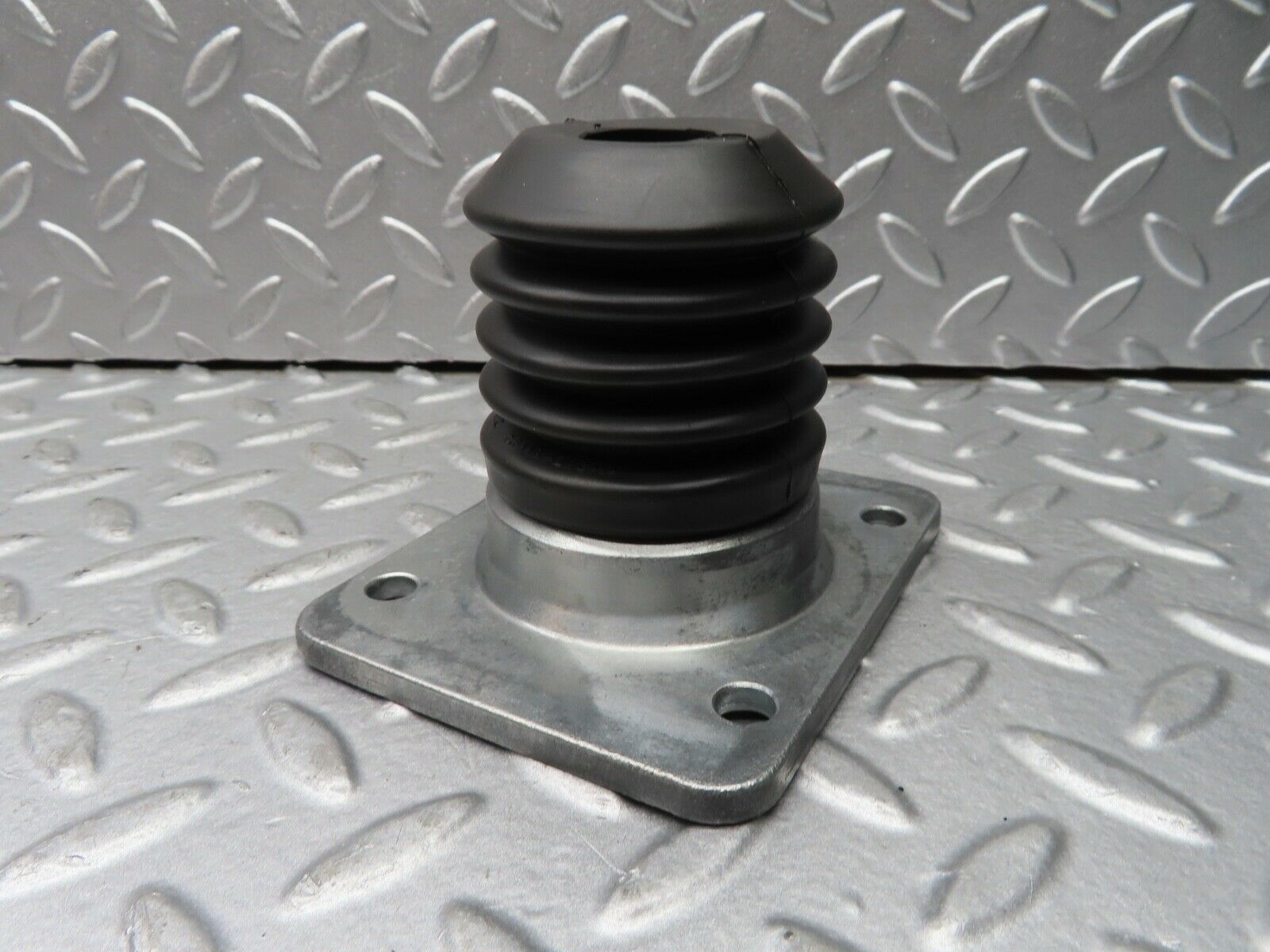 20610 Mercedes-Benz R107 450SL Brake Booster Bracket With Rubber Ate