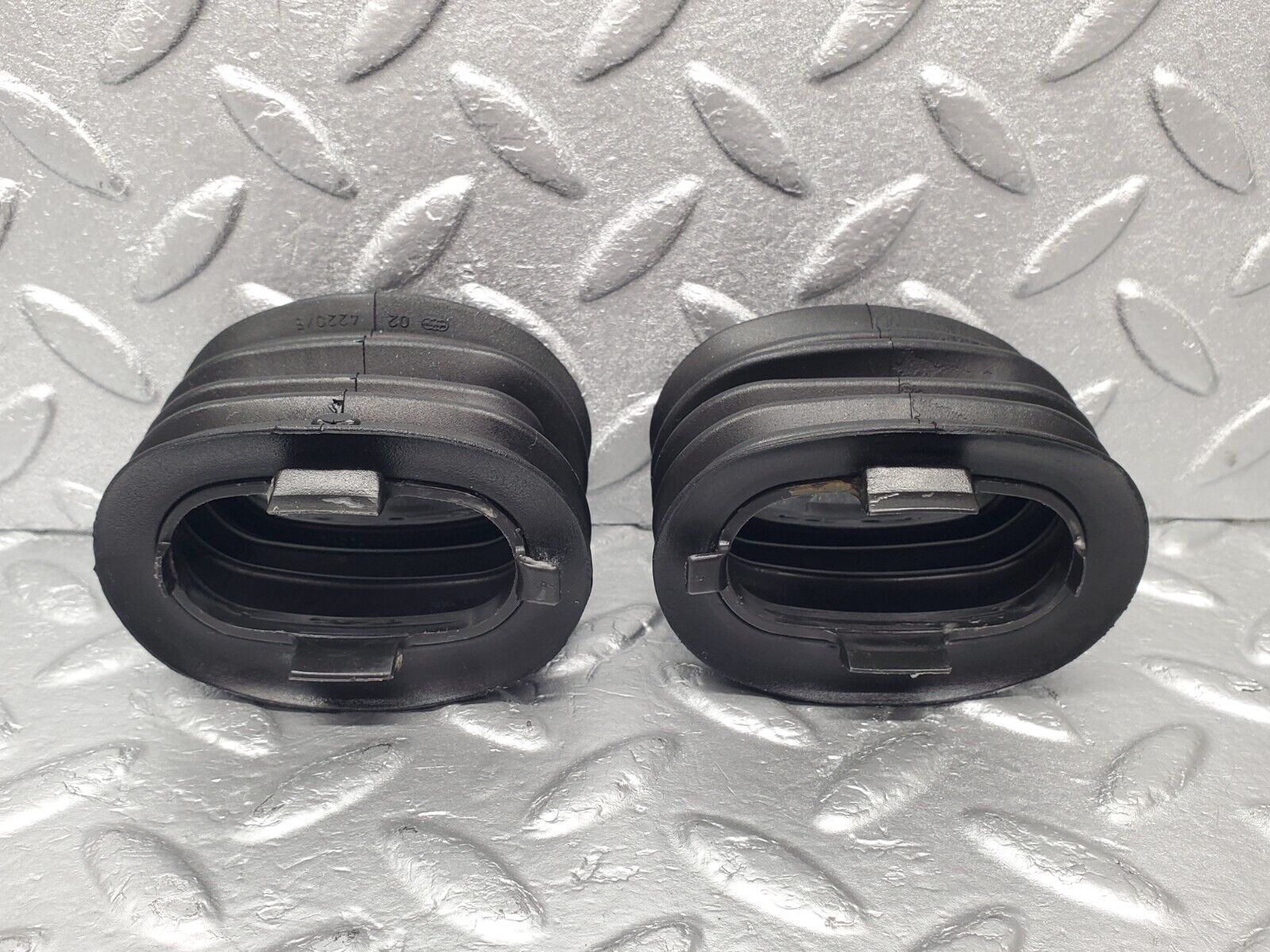 46934 Mercedes-Benz R129 320SL Coupe Door Wire Protector Rubber 1248210197