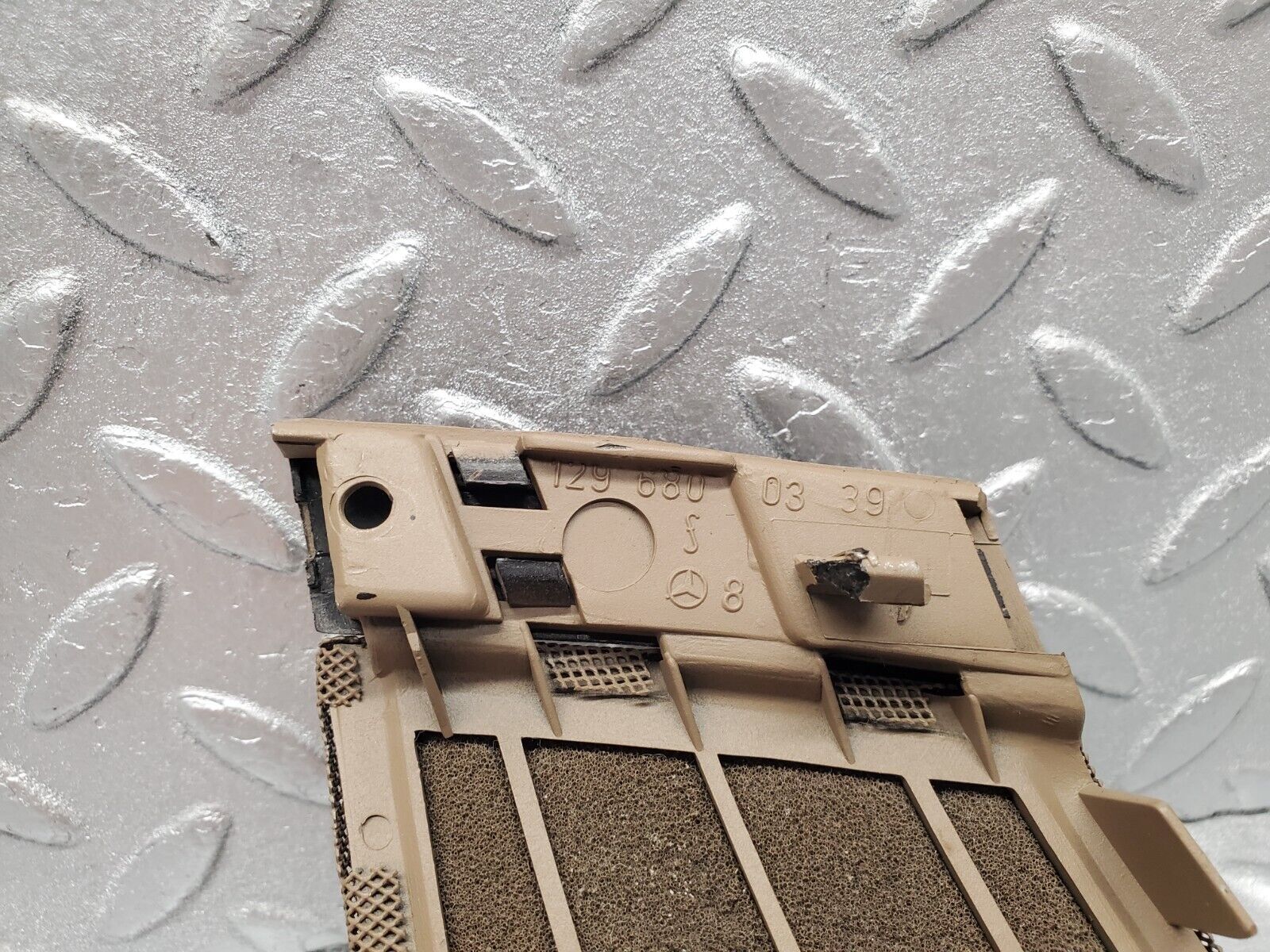 46836 Mercedes-Benz R129 320SL Coupe Dashboard Speaker Covers 1296800439 1296800339