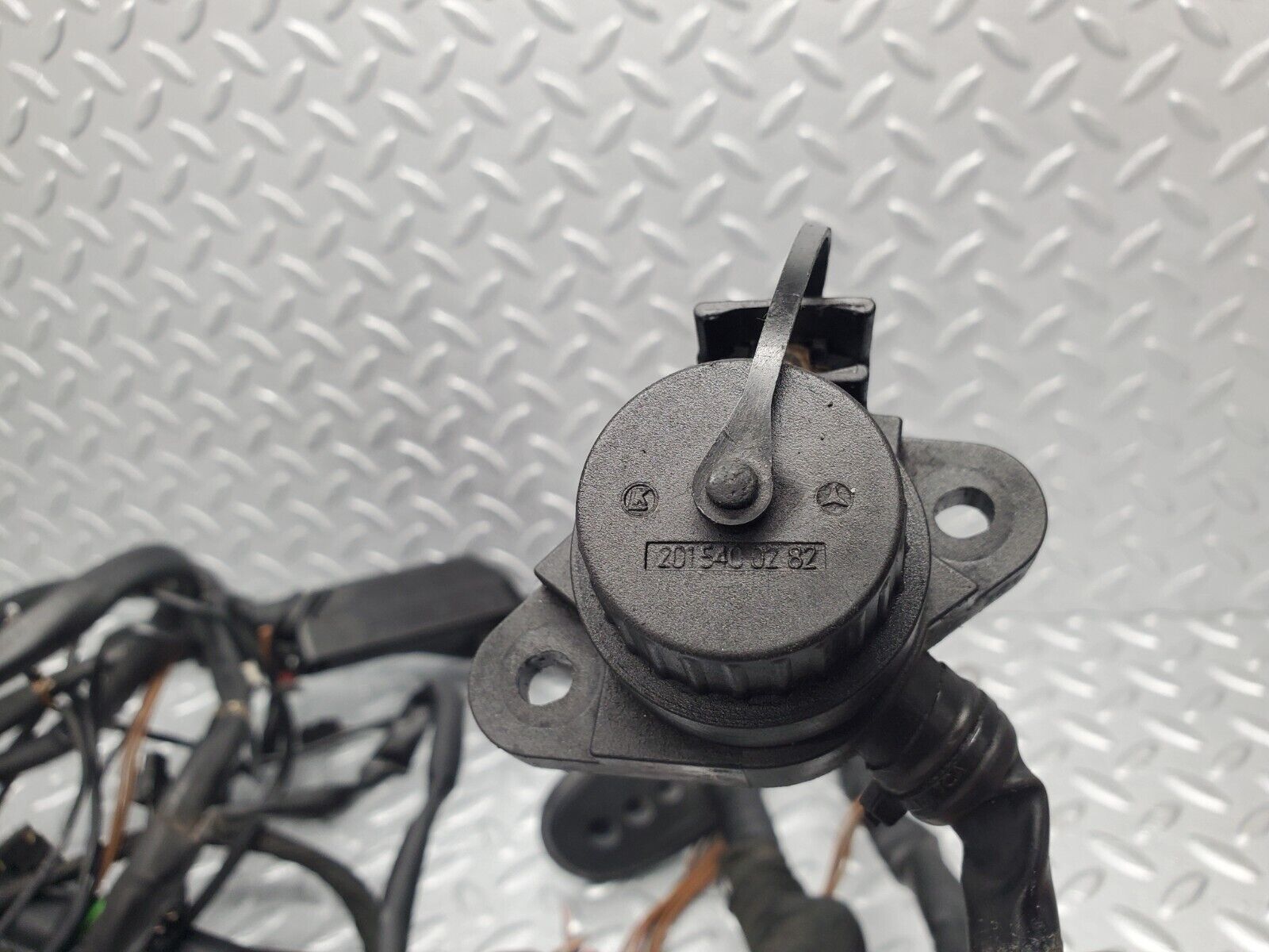 46067 Mercedes-Benz W126 420SE Engine Wiring Harness 1265403113 1265406506