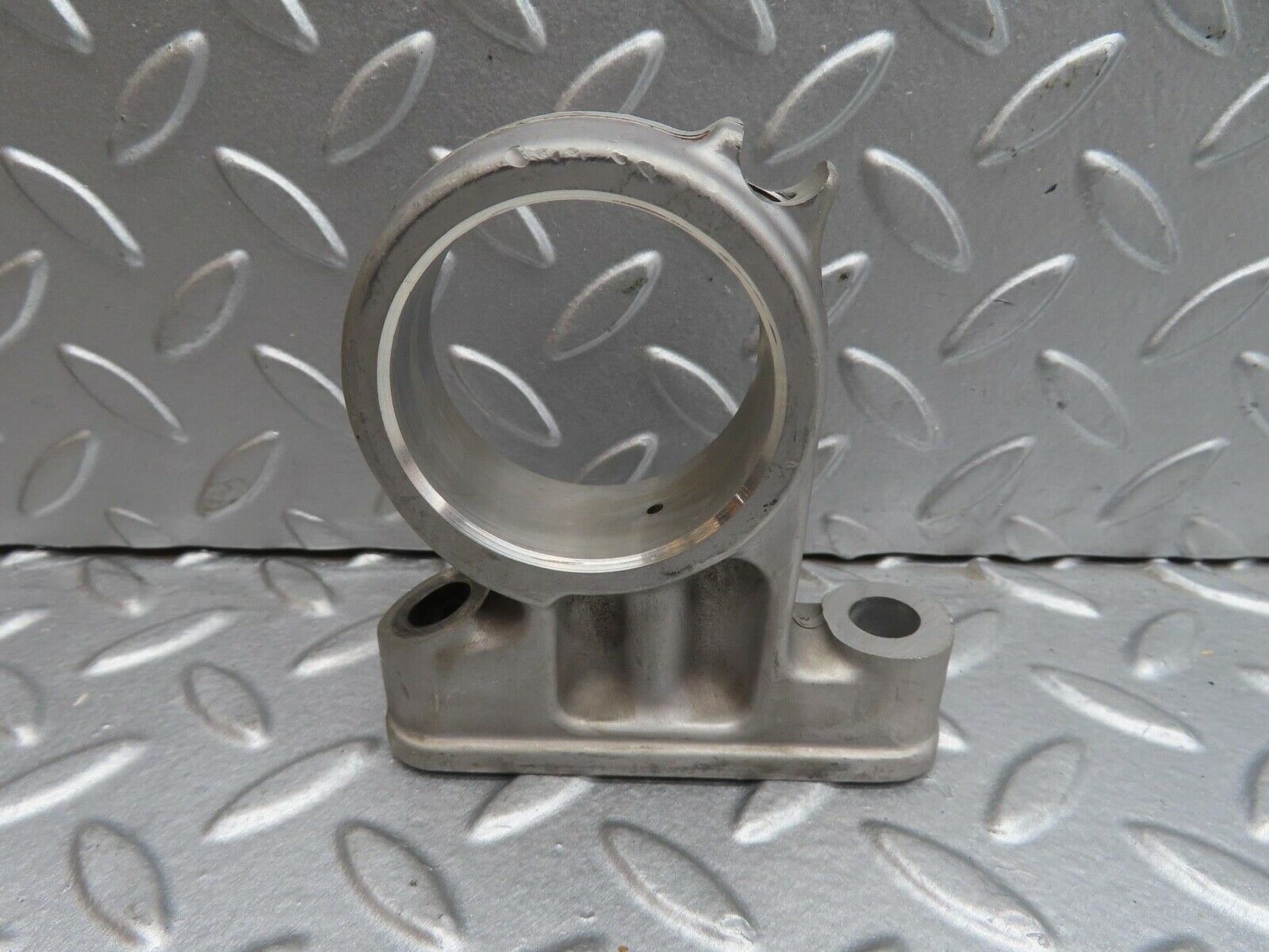 13730 Mercedes-Benz R107 450SL Camshaft Tower Bearing 1160512718