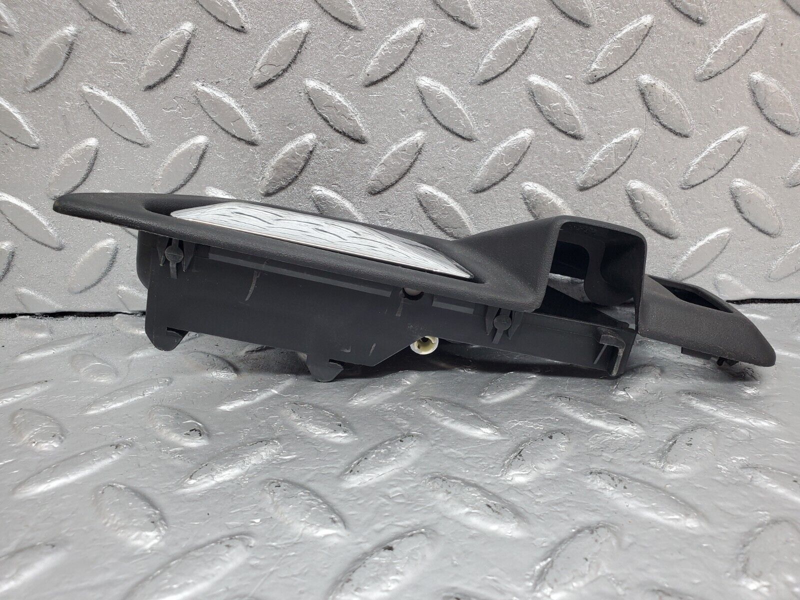 44741 Mercedes-Benz W124 220E Interior Door Handle Rear Right 1247600261