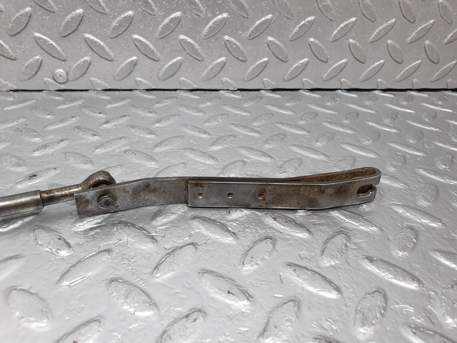 44238 Mercedes-Benz C107 350SLC Coupe Automatic Gearbox Linkage 722.001